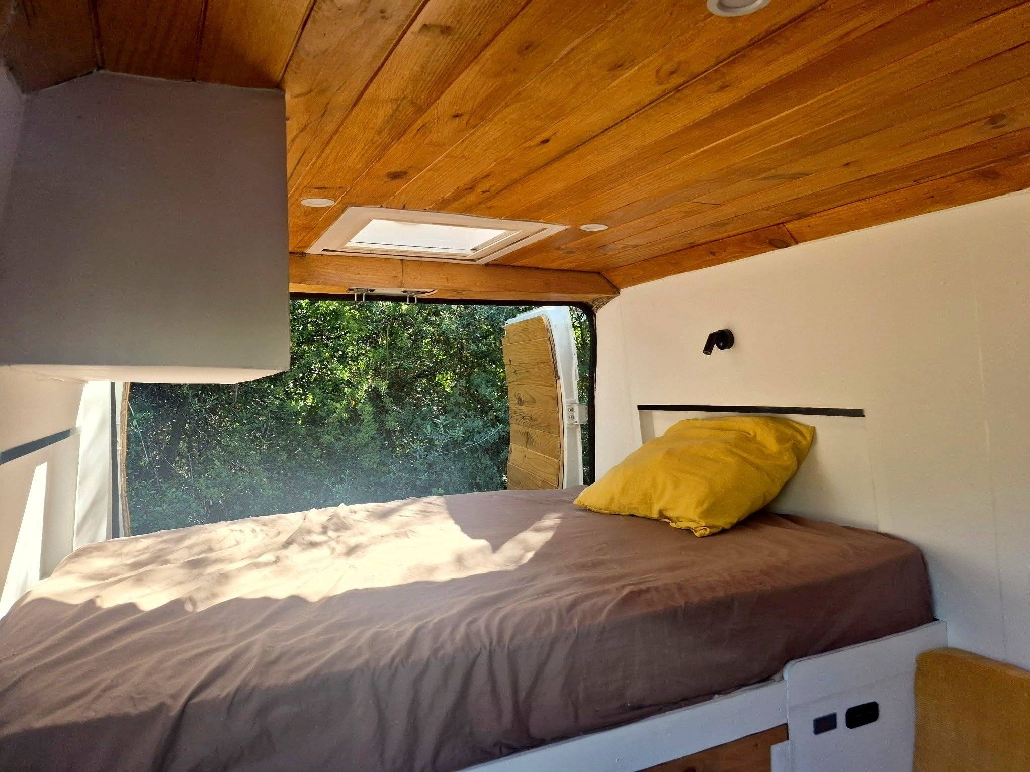 Couchages Citroën Jumper 2,0 l 110 ch - Yescapa