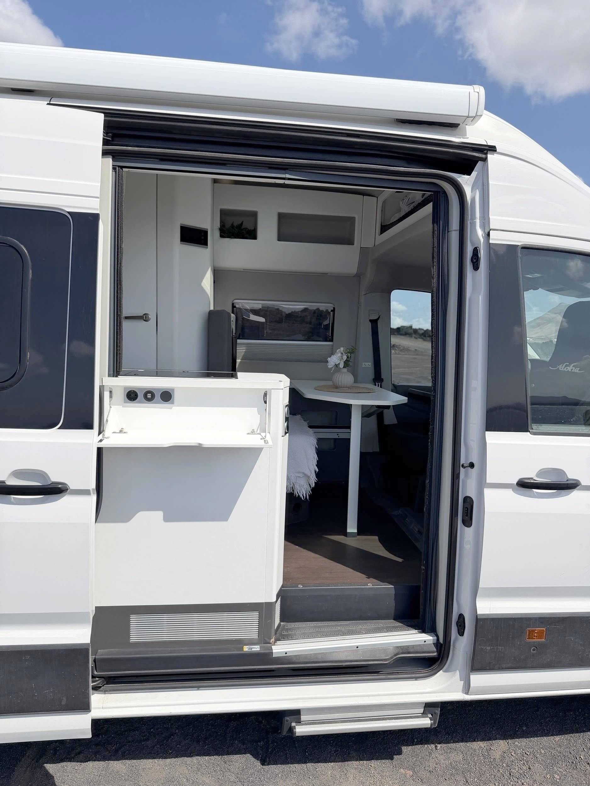 Volkswagen Grand California 680