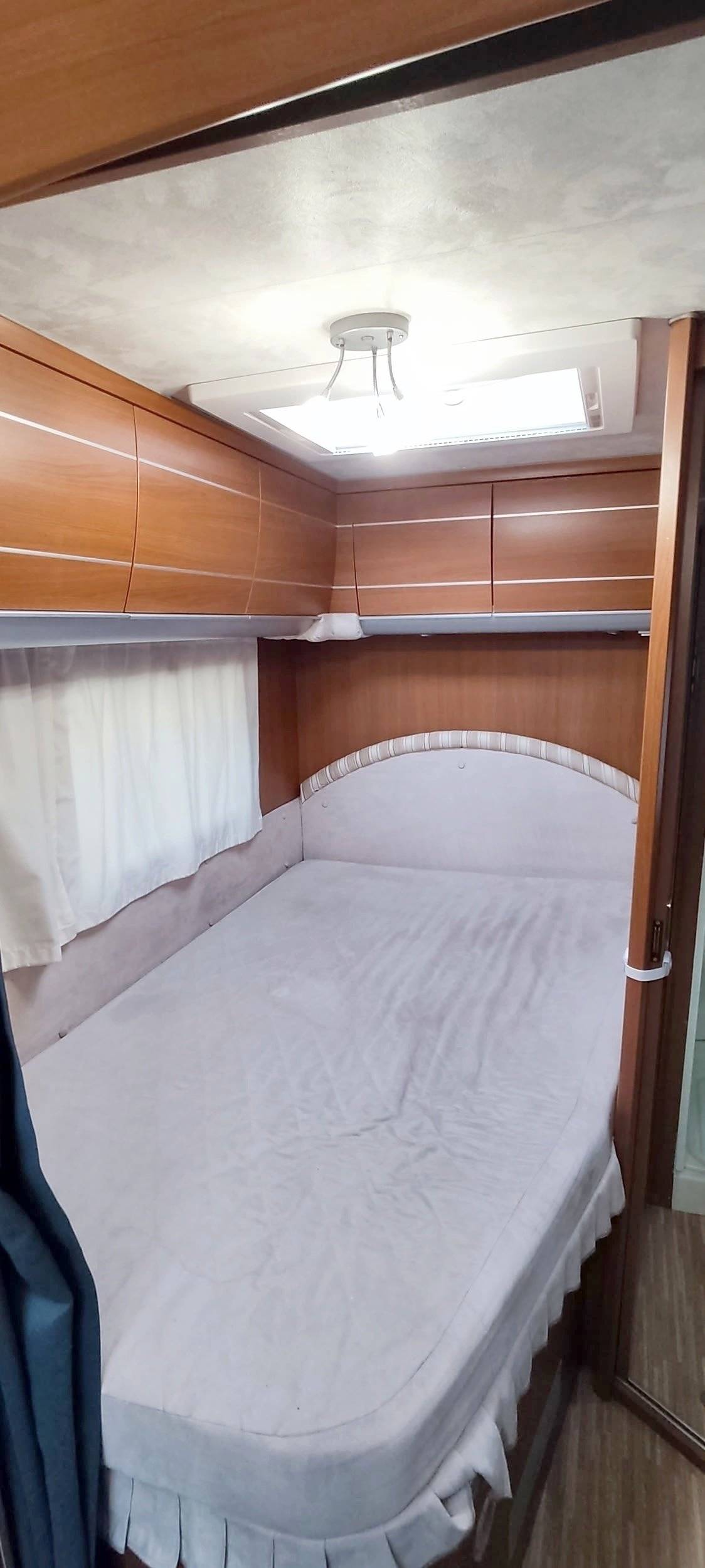 Couchages Fiat 2,3 l 130 ch. - Yescapa