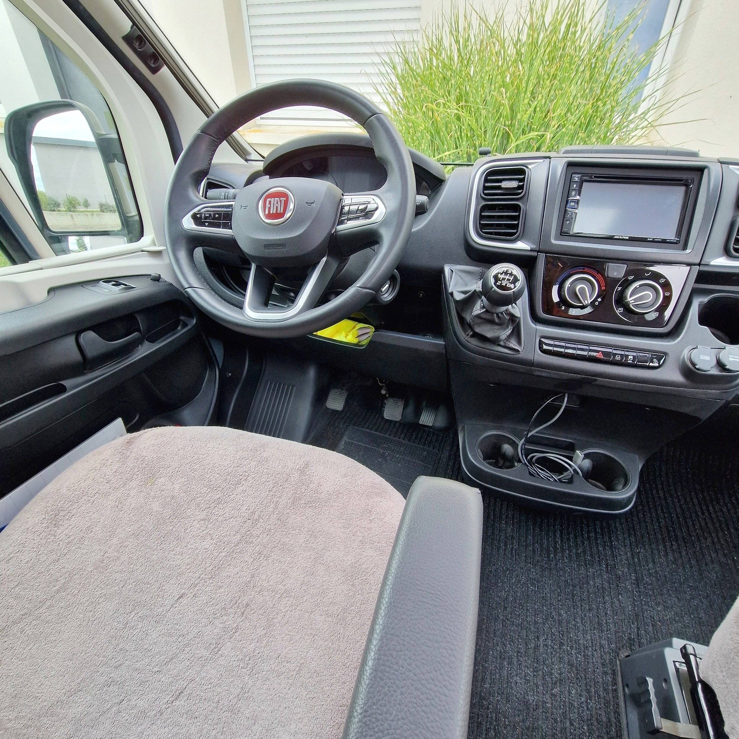 Adria TWIN SUPREME 640 SLB