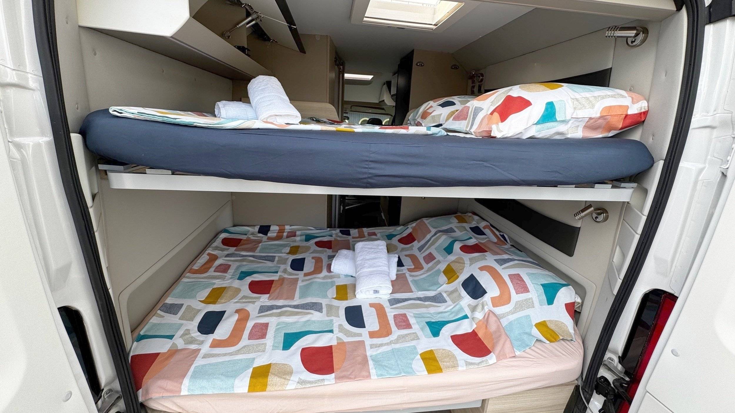 Schlafplätze Fiat DUCATO 2.3 140CV - Yescapa