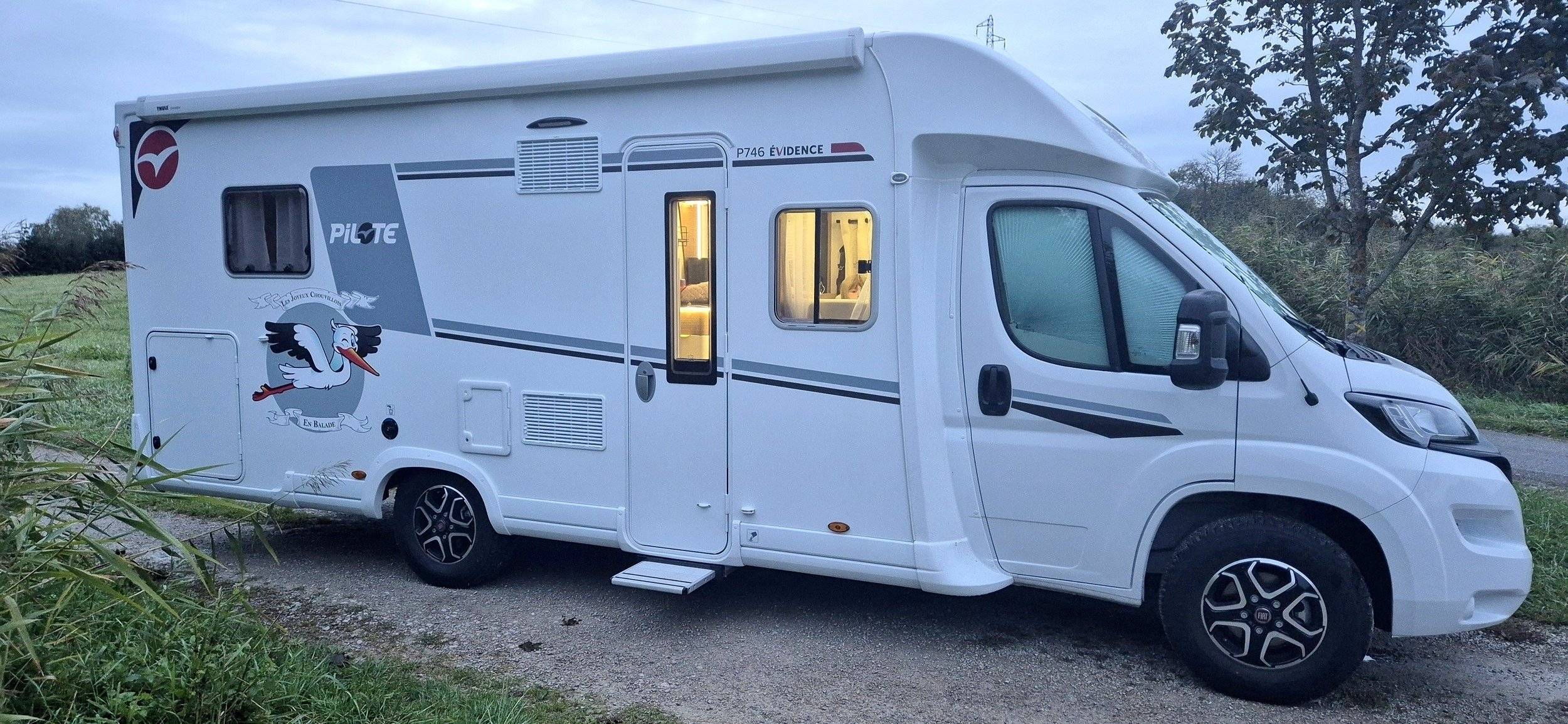 Pilote P746FC Evidence