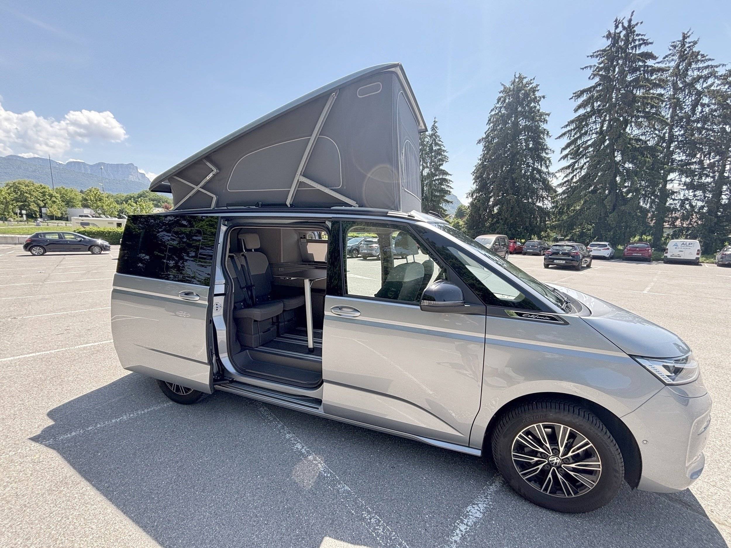 Volkswagen California