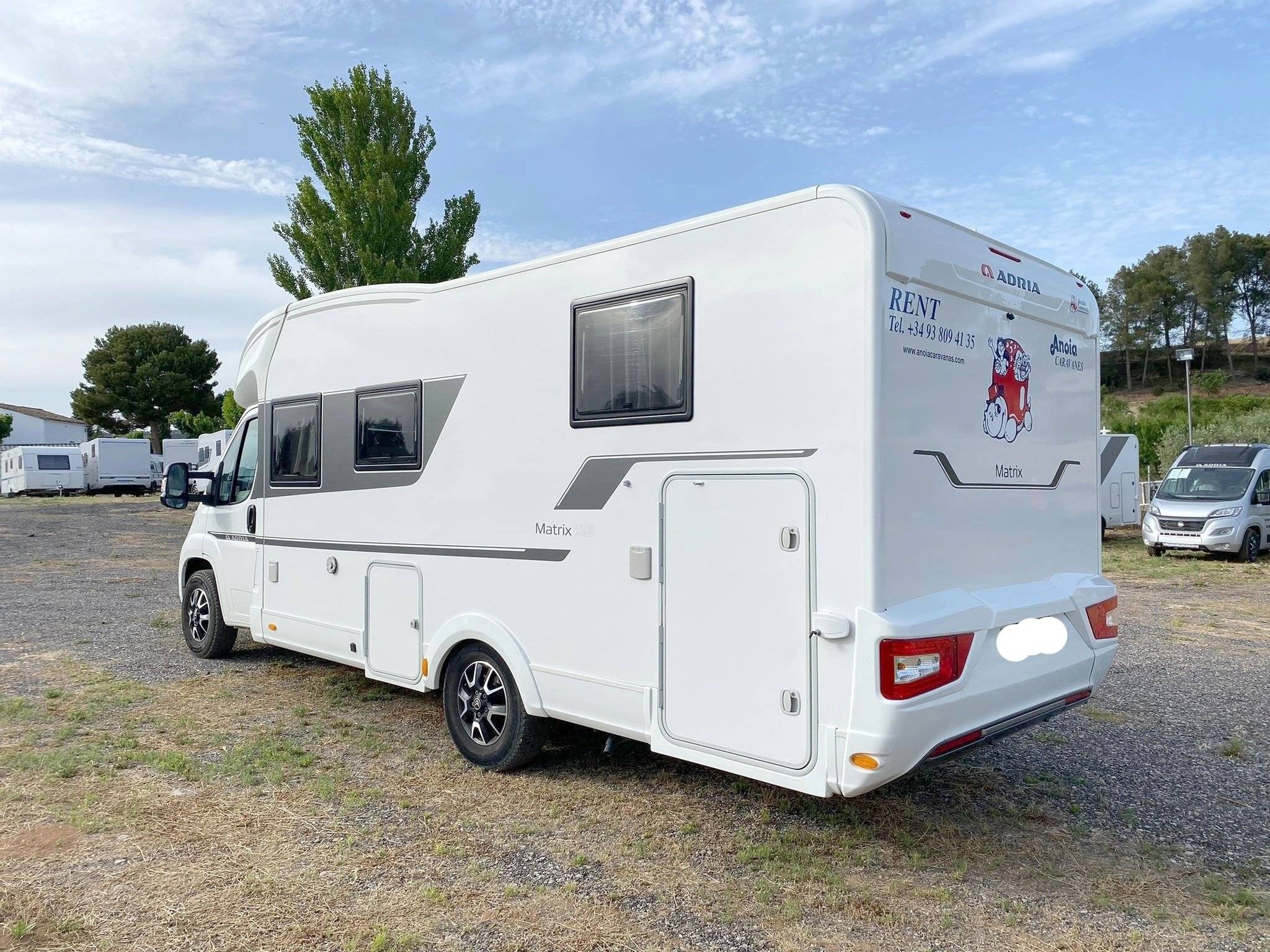 Adria MATRIX AXESS 670SC