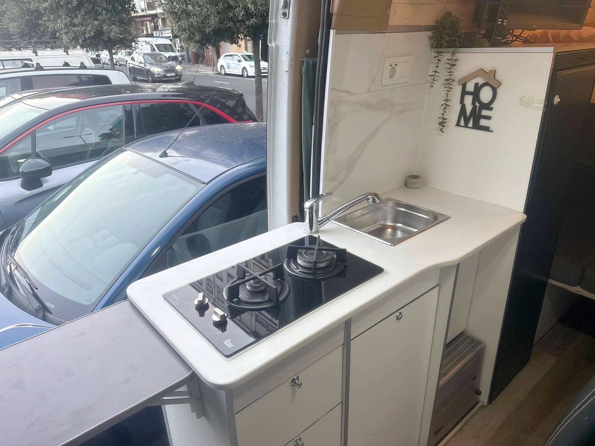 Kochnische Fiat - Yescapa