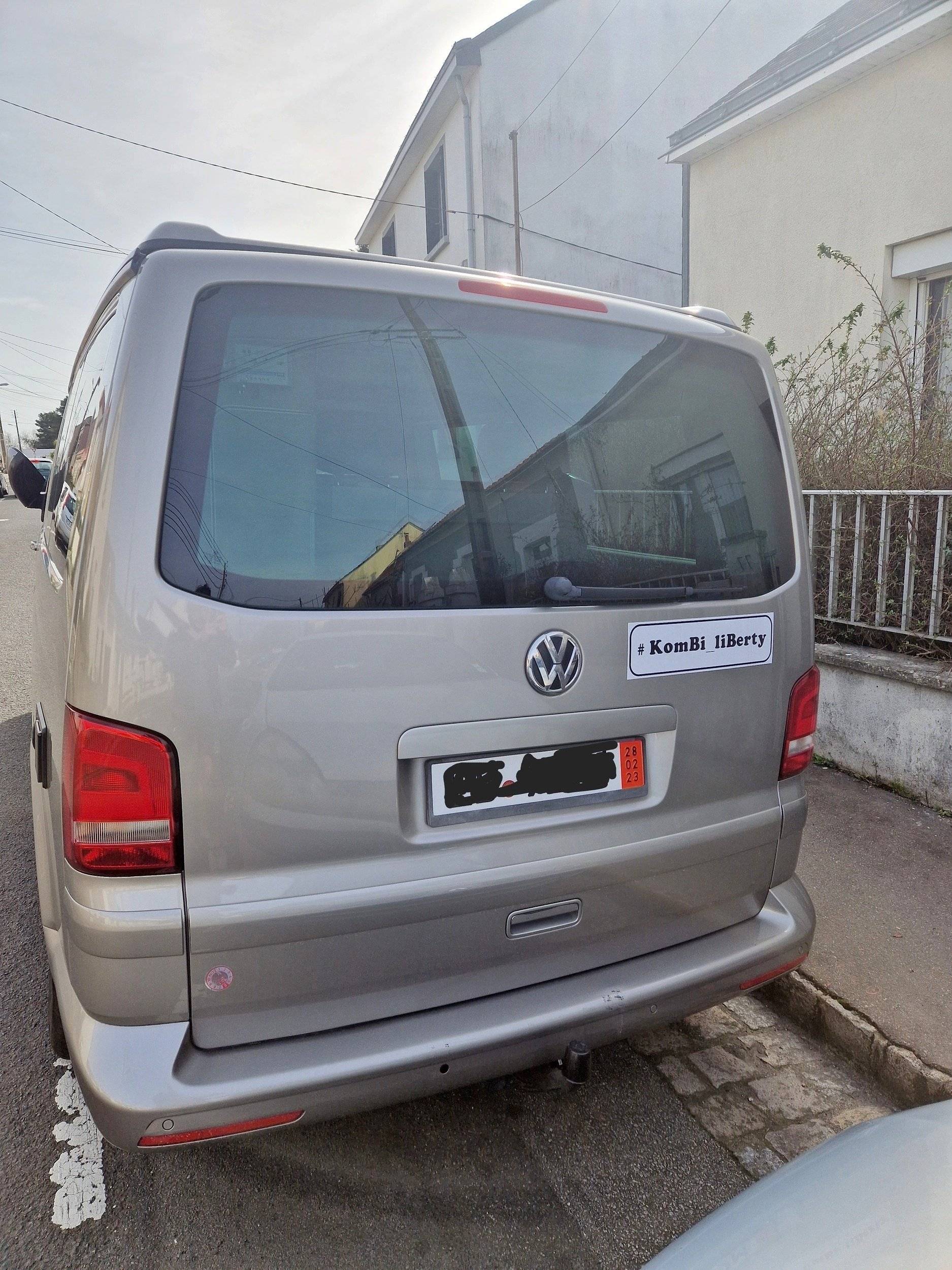 Volkswagen T5 California