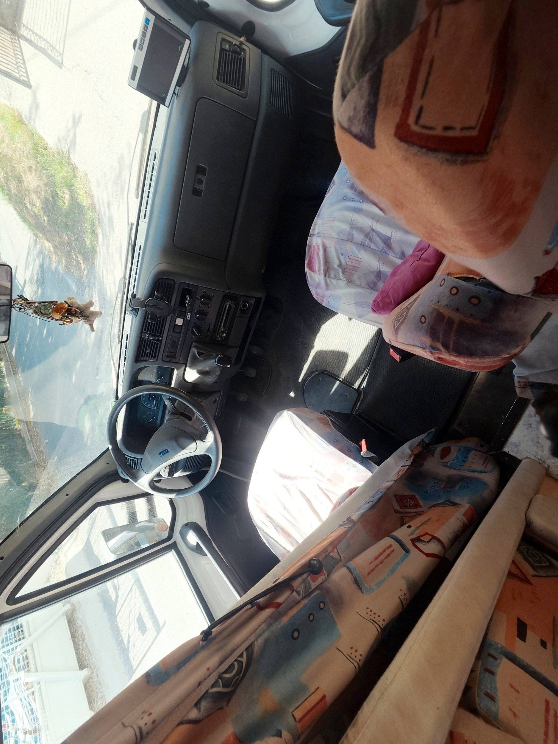 Cabina de condução  - Yescapa
