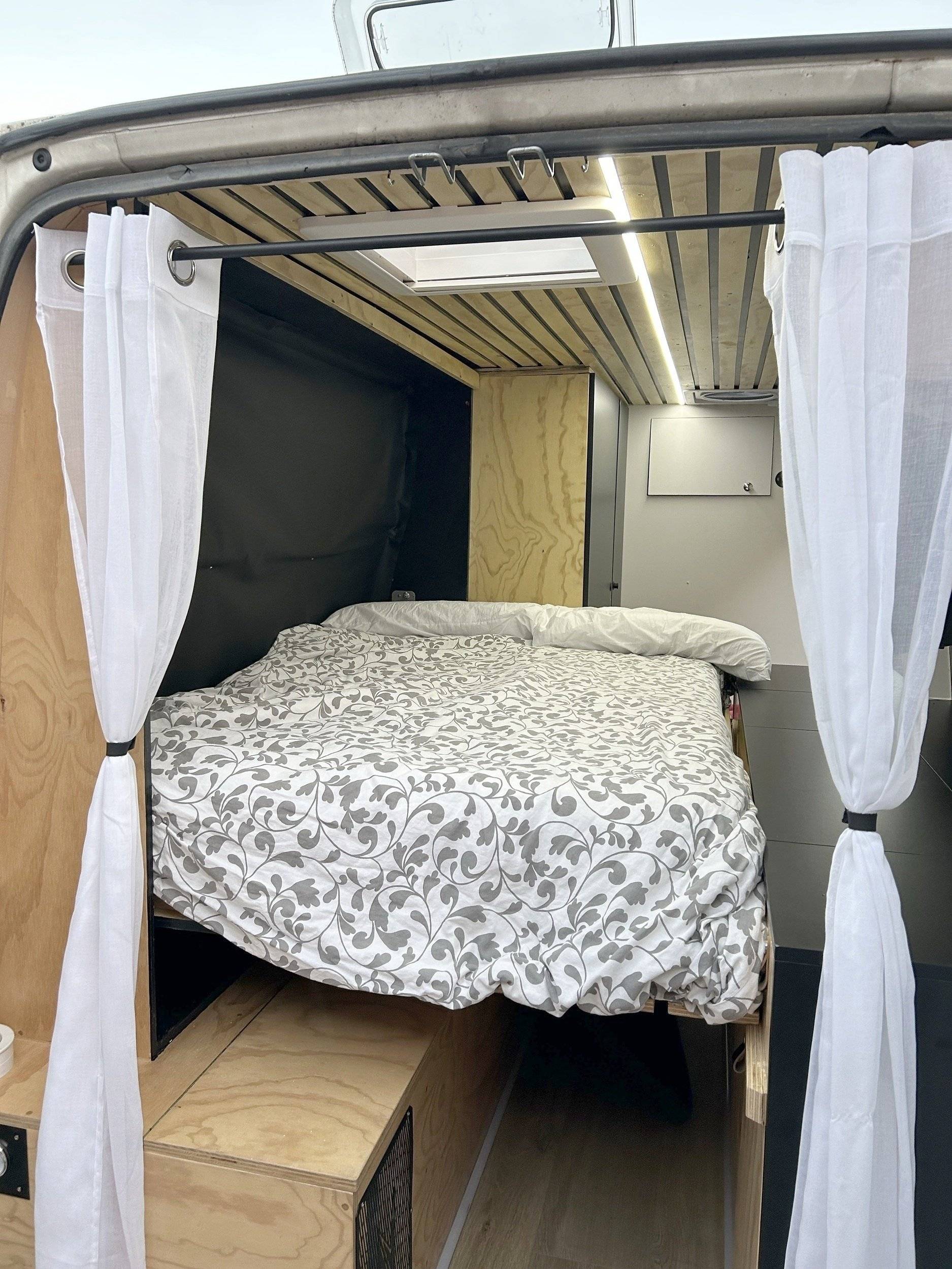 Berth Ford - Yescapa