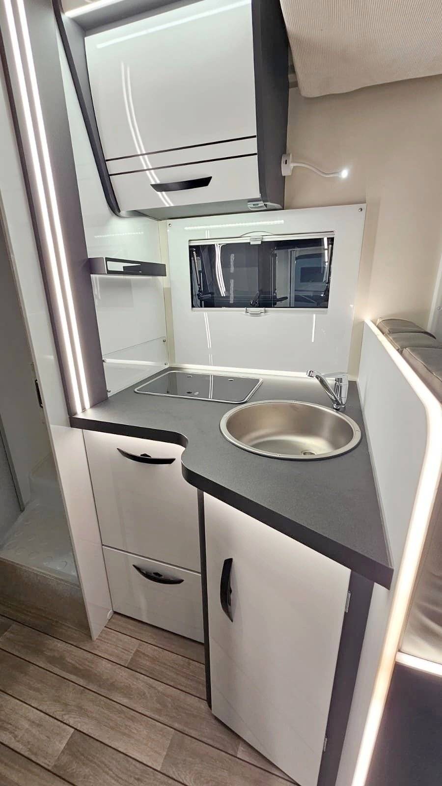 Área de jantar Ford Ford - Yescapa