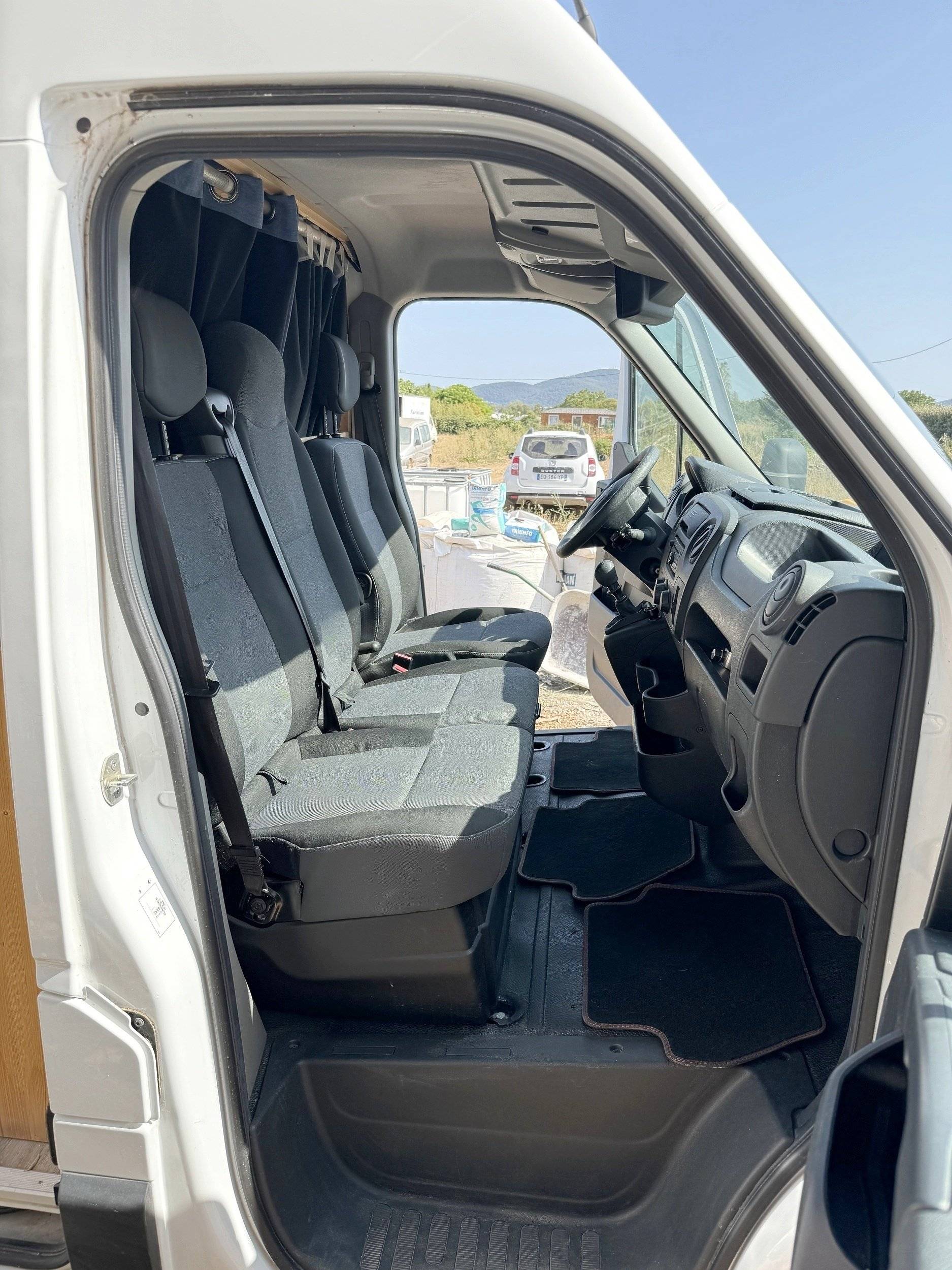 Artisan du Voyage Renault master