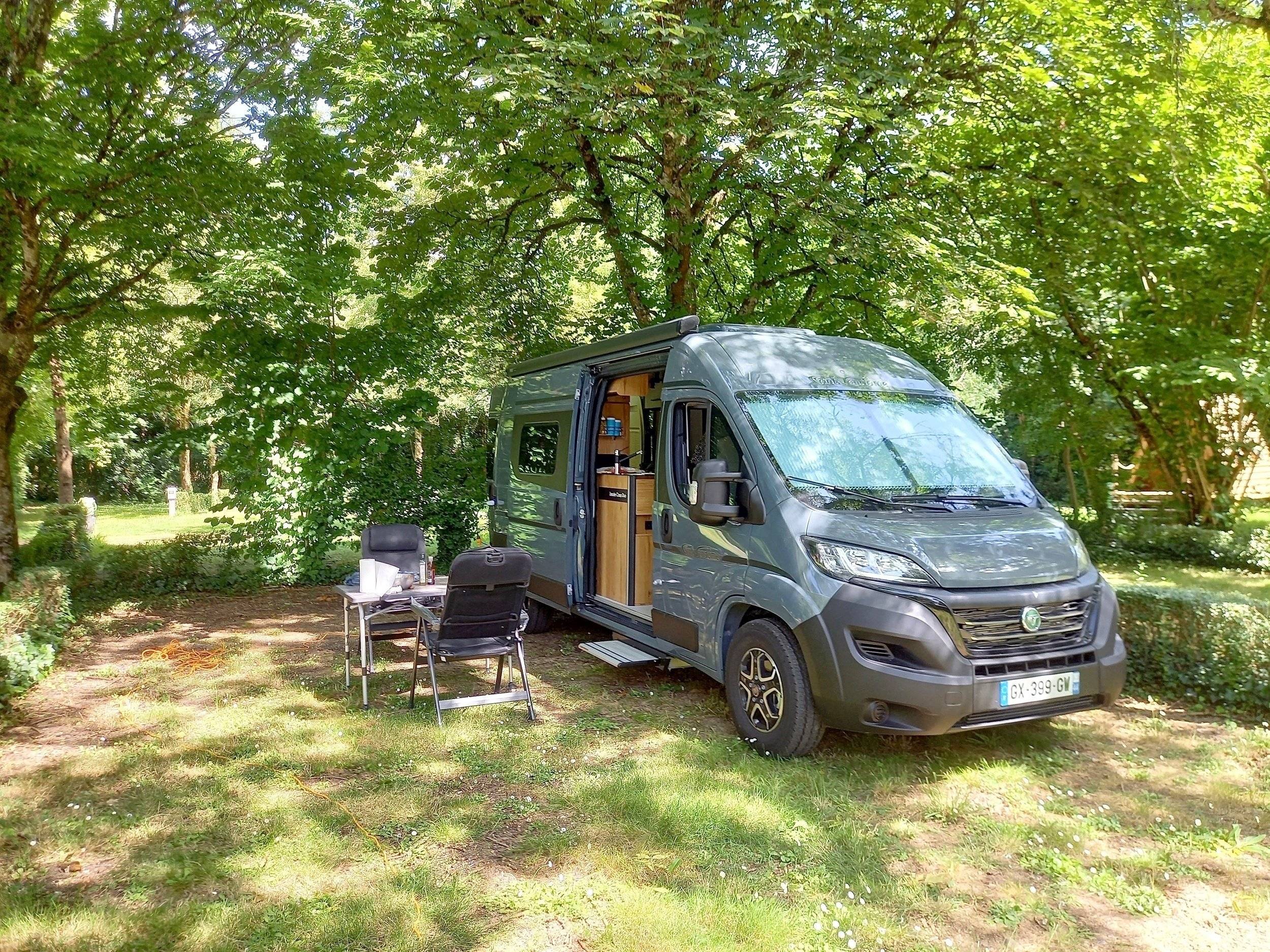 Font Vendôme font vendôme leader camp