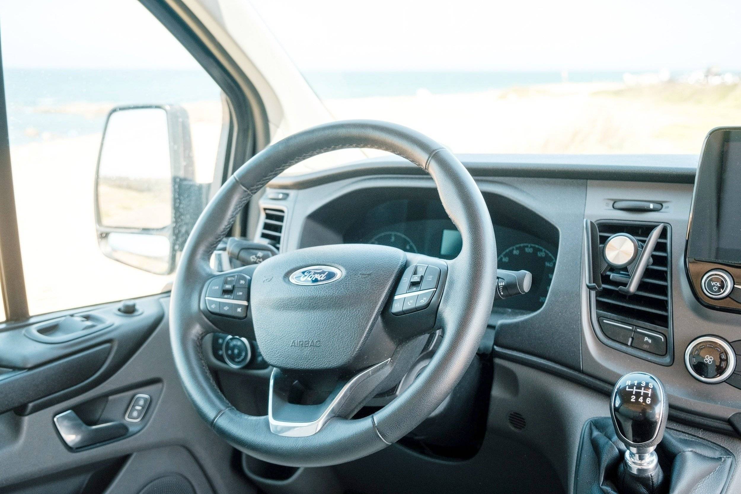 Ford Custom 2,0 l 130 ch