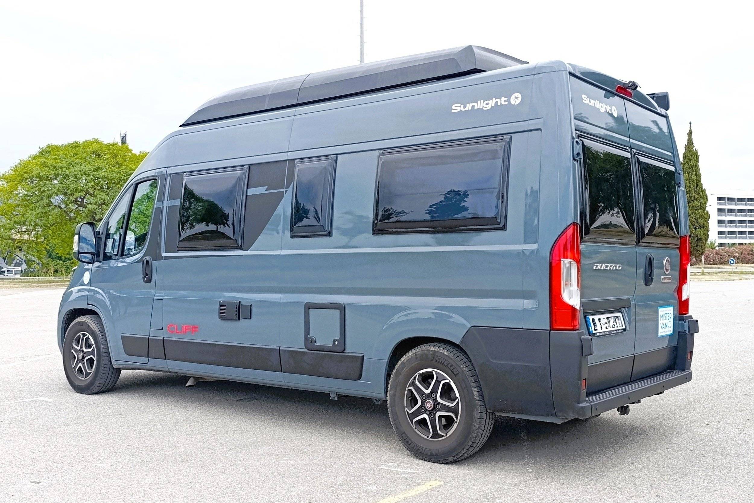 Sunlight Sunlight Cliff Adventure RT 540