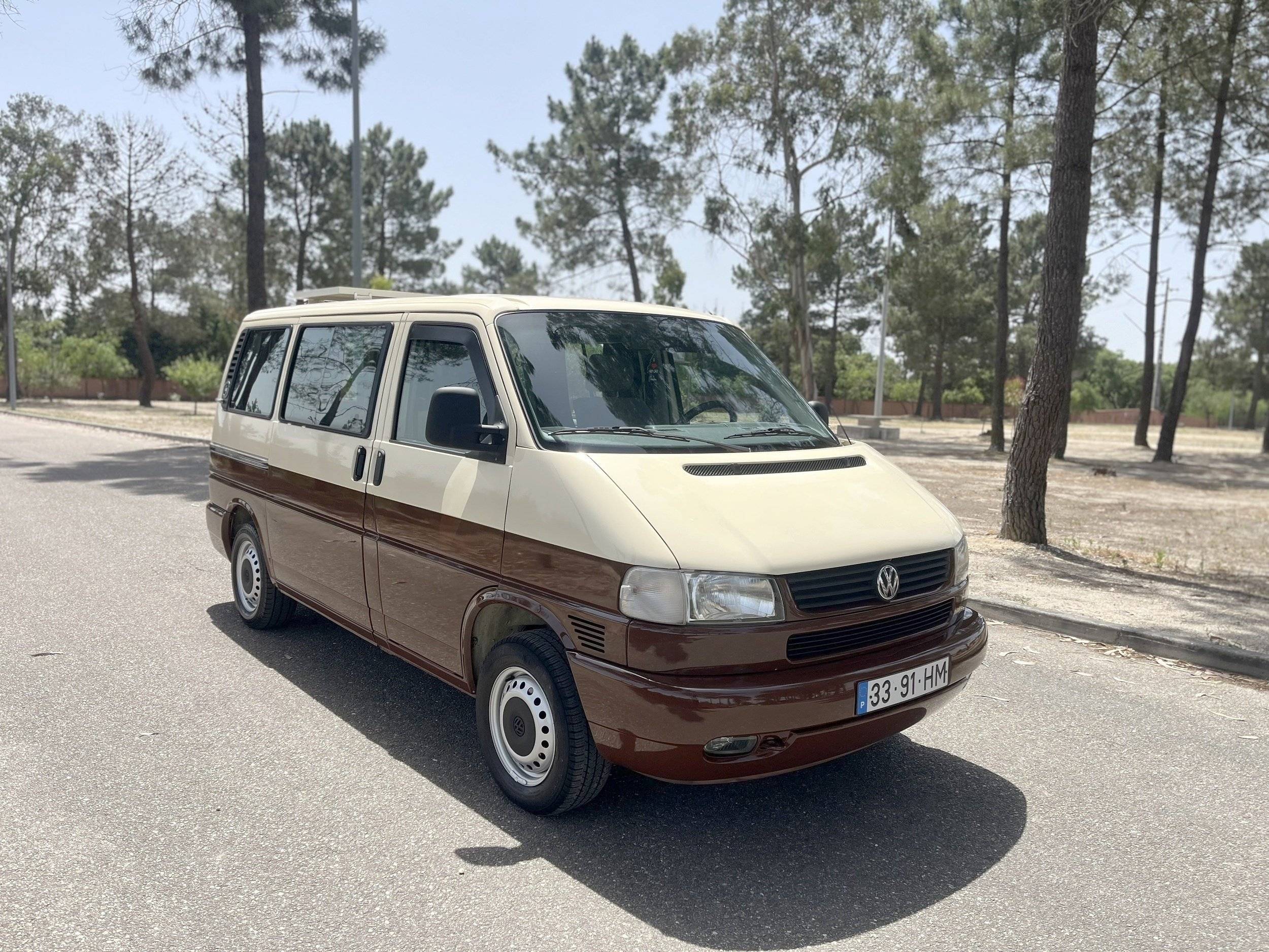 Volkswagen Transporter T4 2.4D