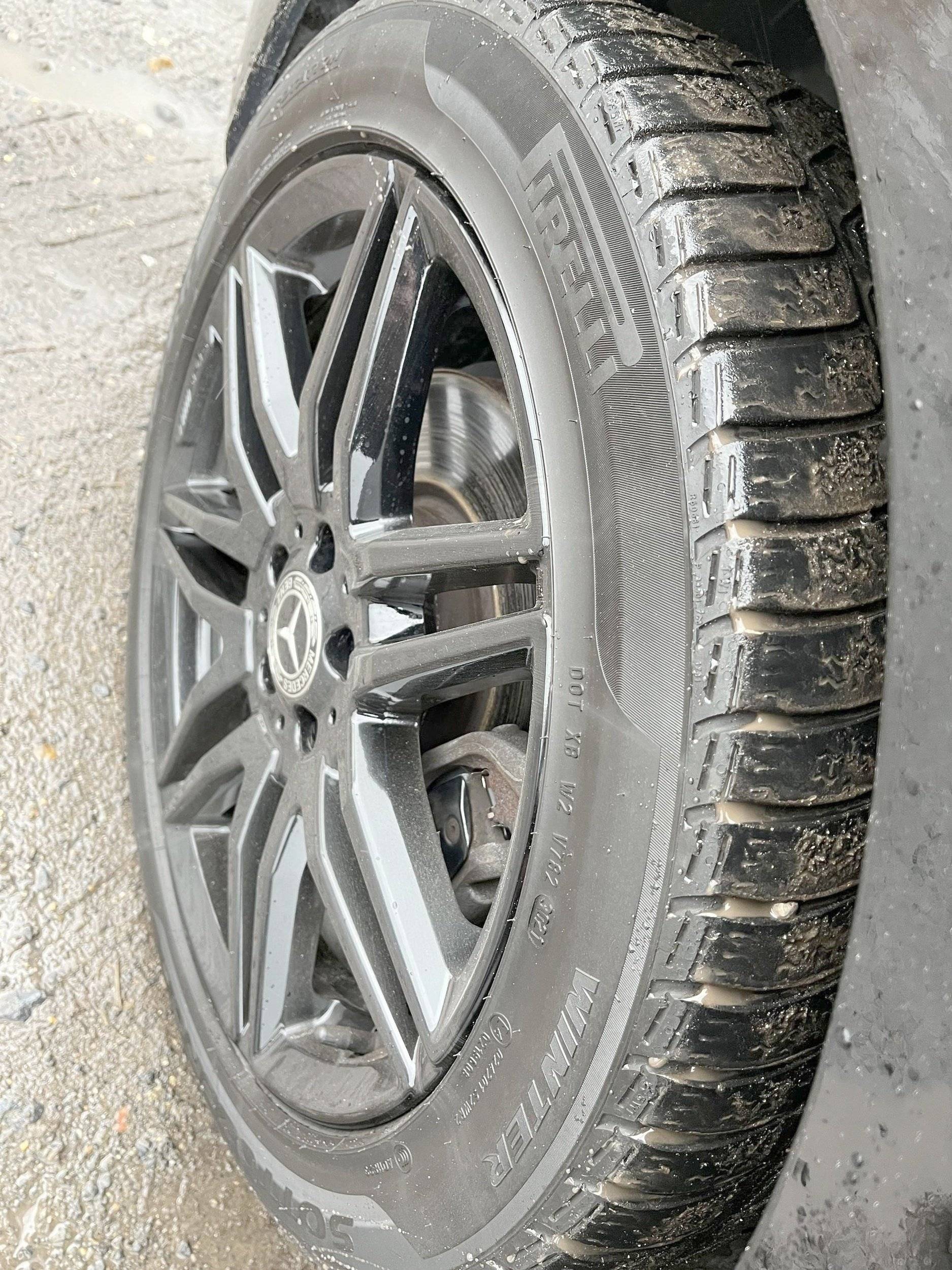 Mercedes-Benz 