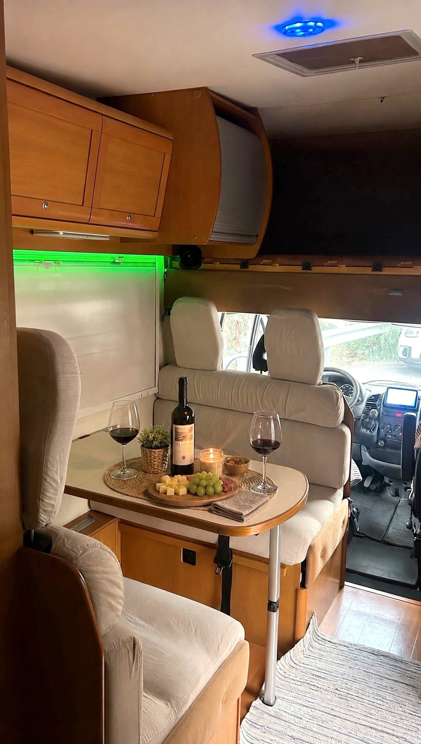 Coin repas Fiat Ducato 2.8 JTD - Yescapa