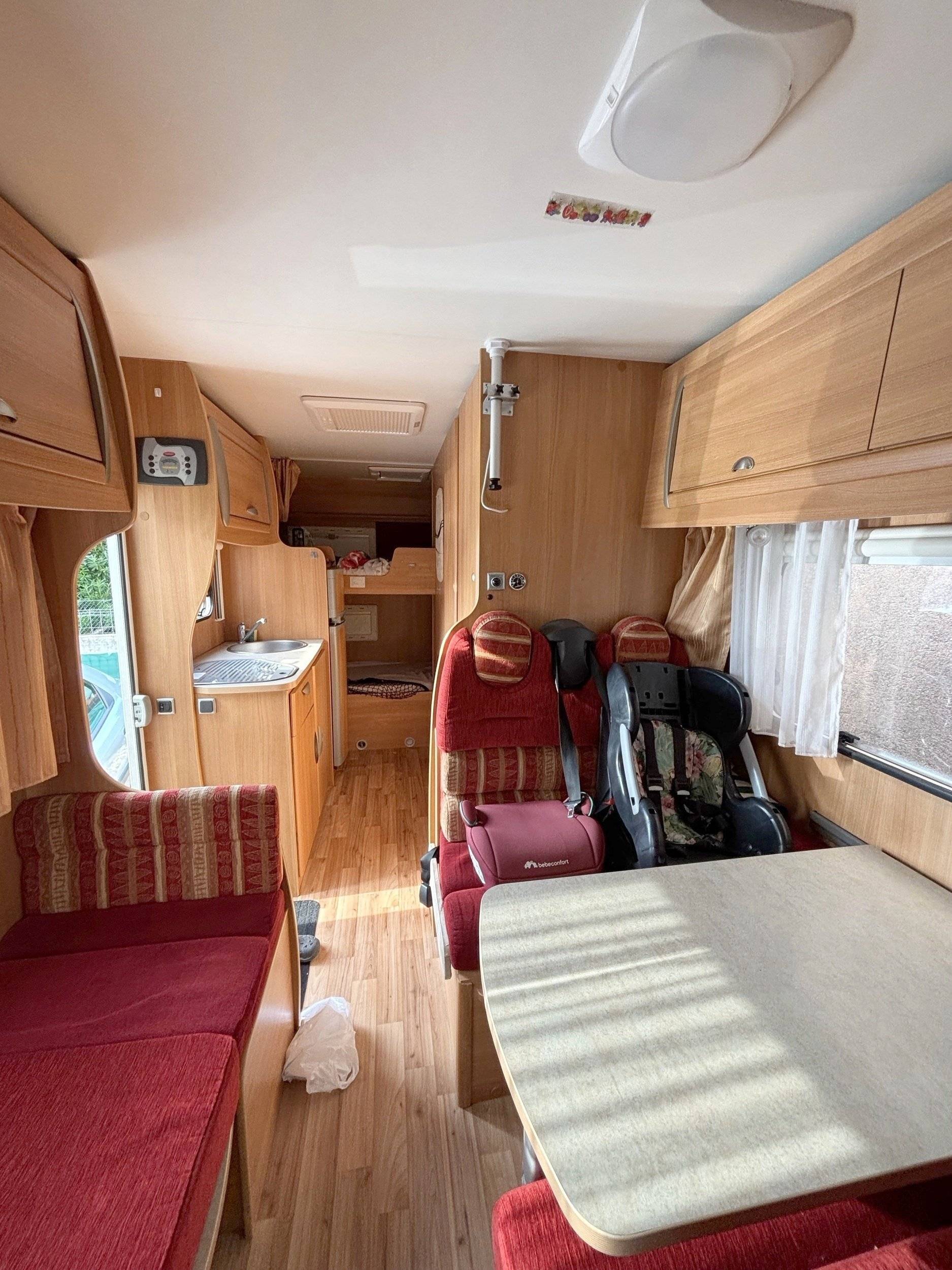 Challenger ford transit