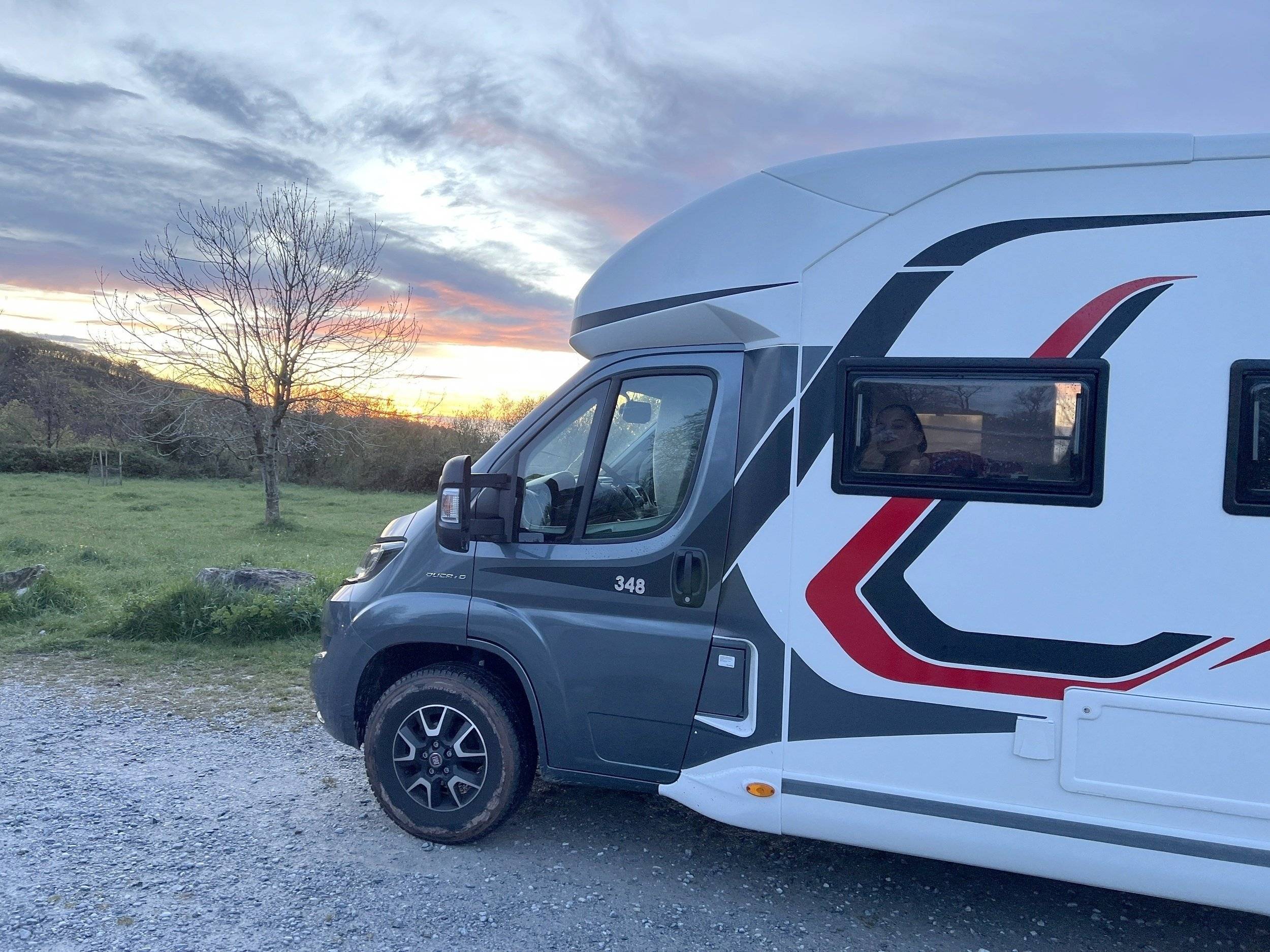 Challenger Mageo 348 Premium