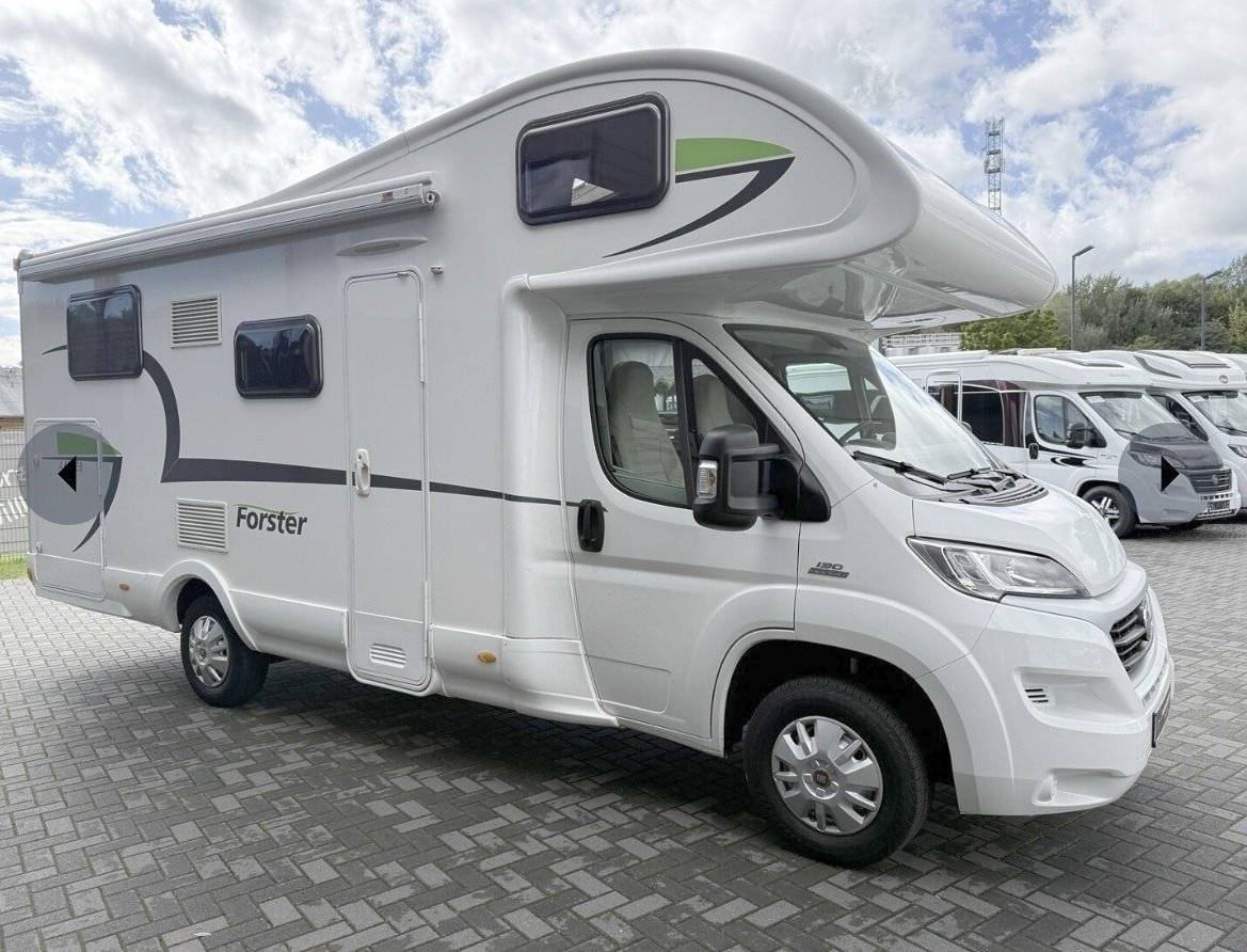 Voorkant 3/4 Fiat - Yescapa