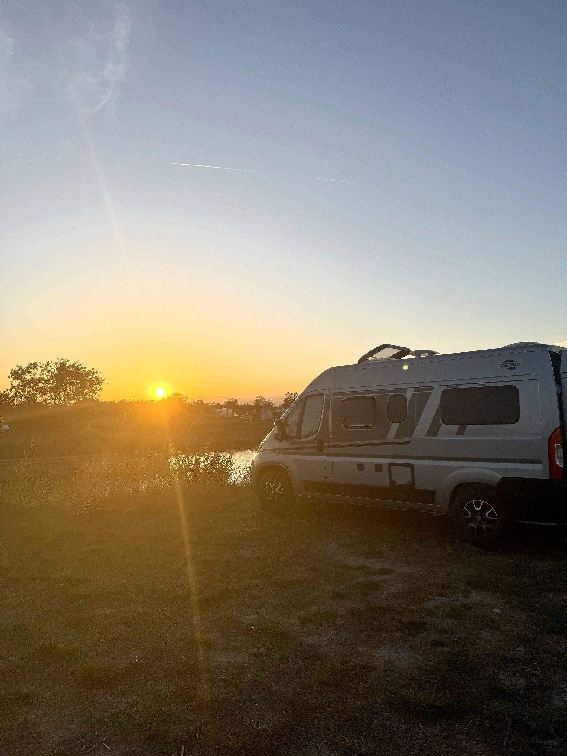 Vista de 3/4 Fiat Ducato 2,2 l Multijet 130 ch. - Yescapa