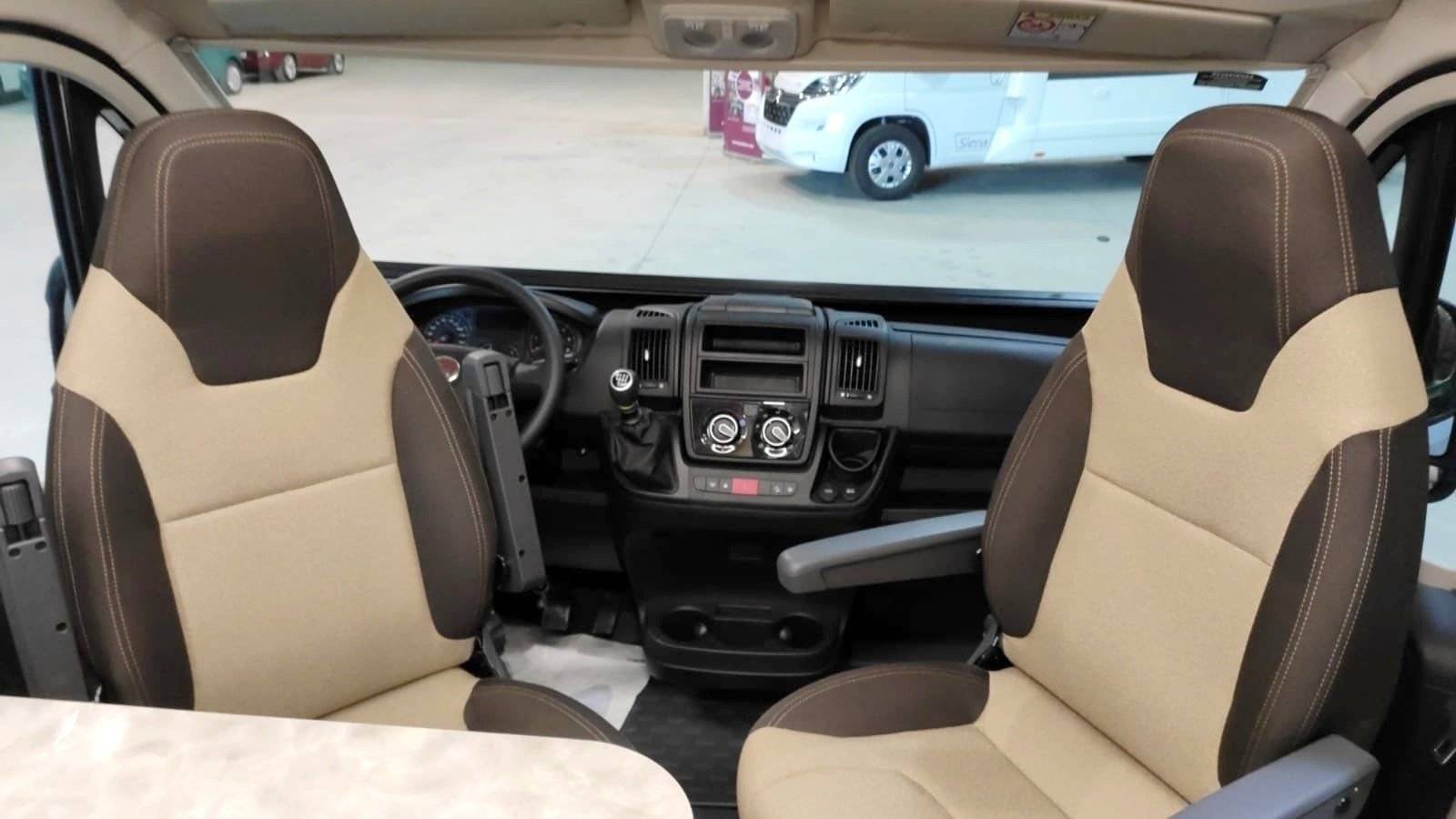 clever celebration 600