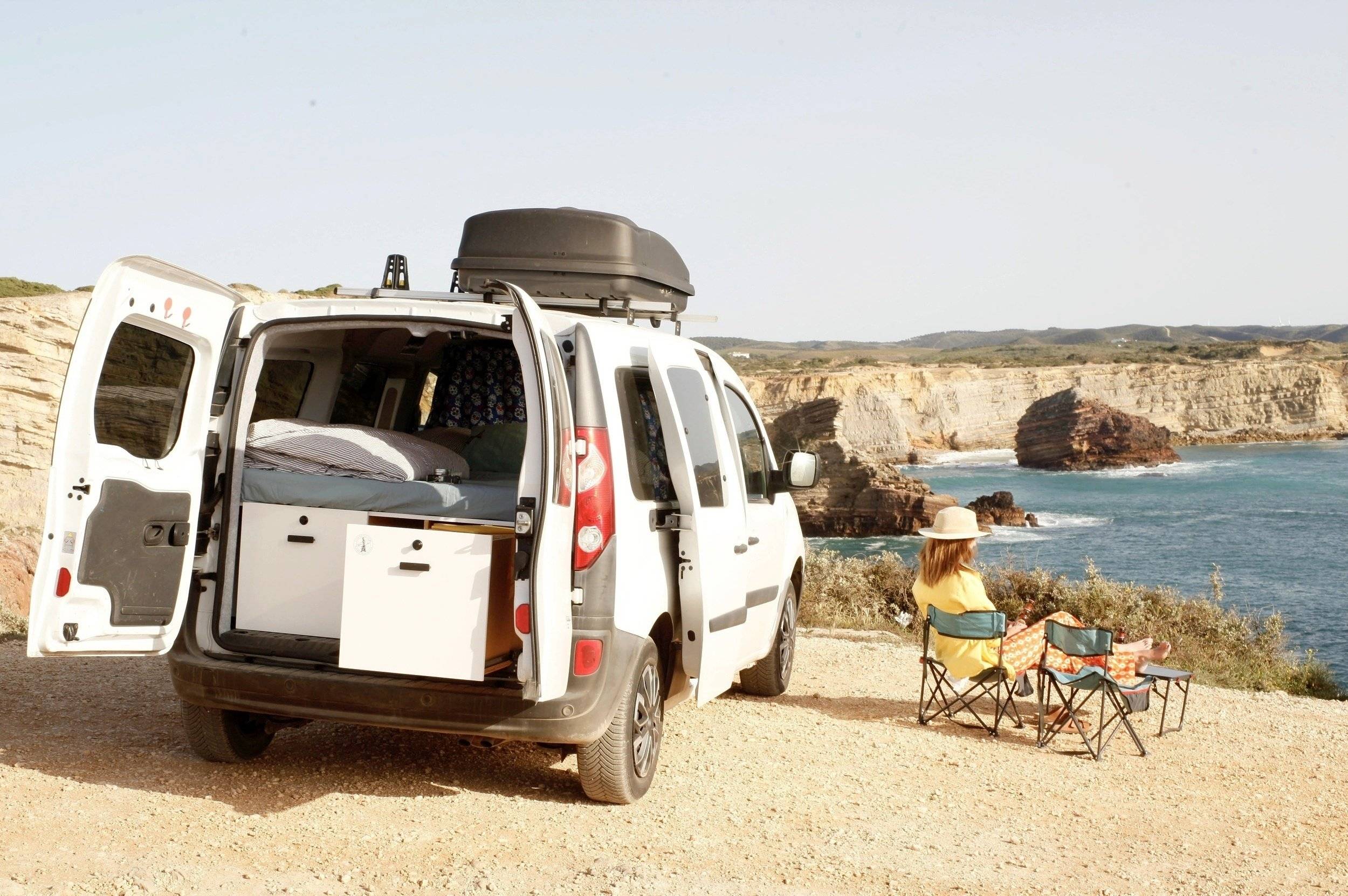 Vue avant de 3/4 Renault - Yescapa