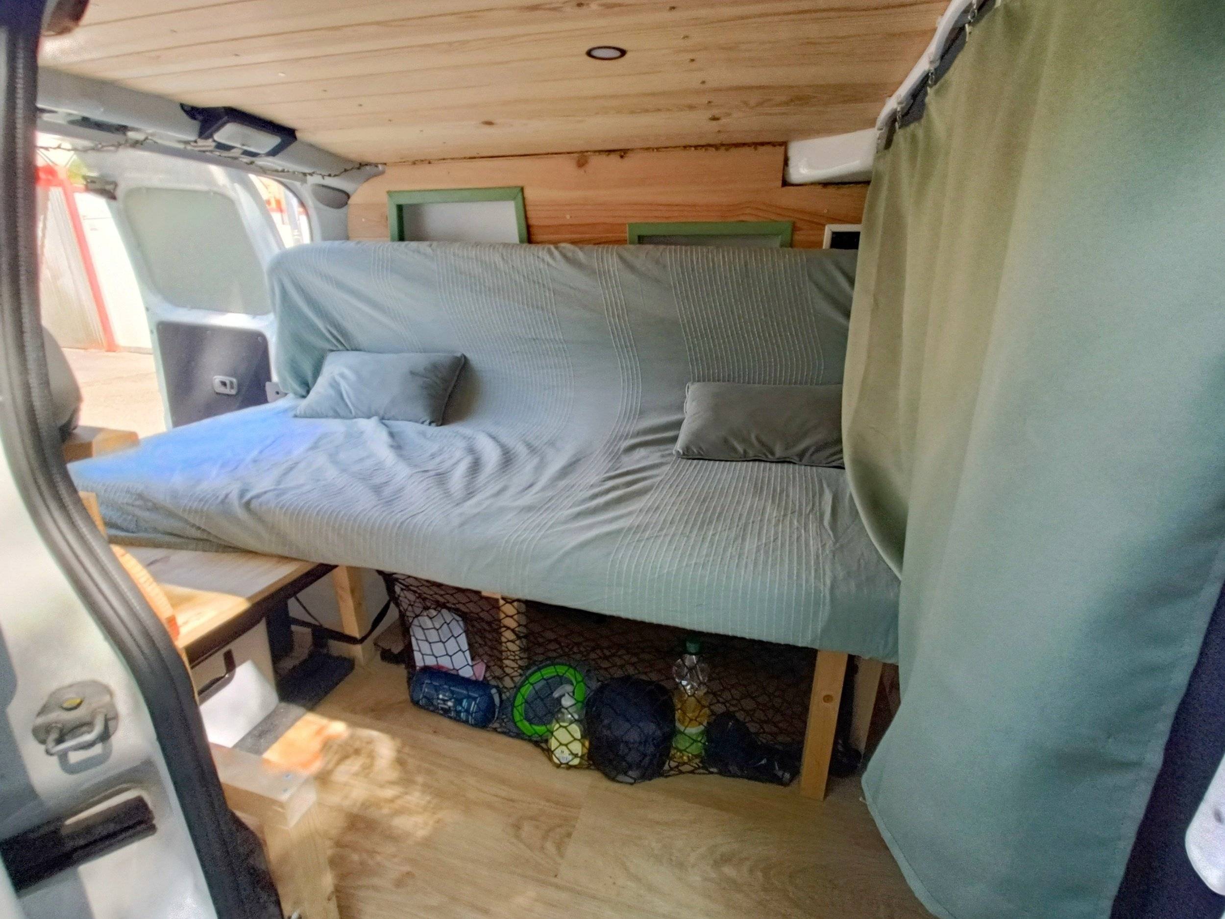 Hakuna Matata NV200