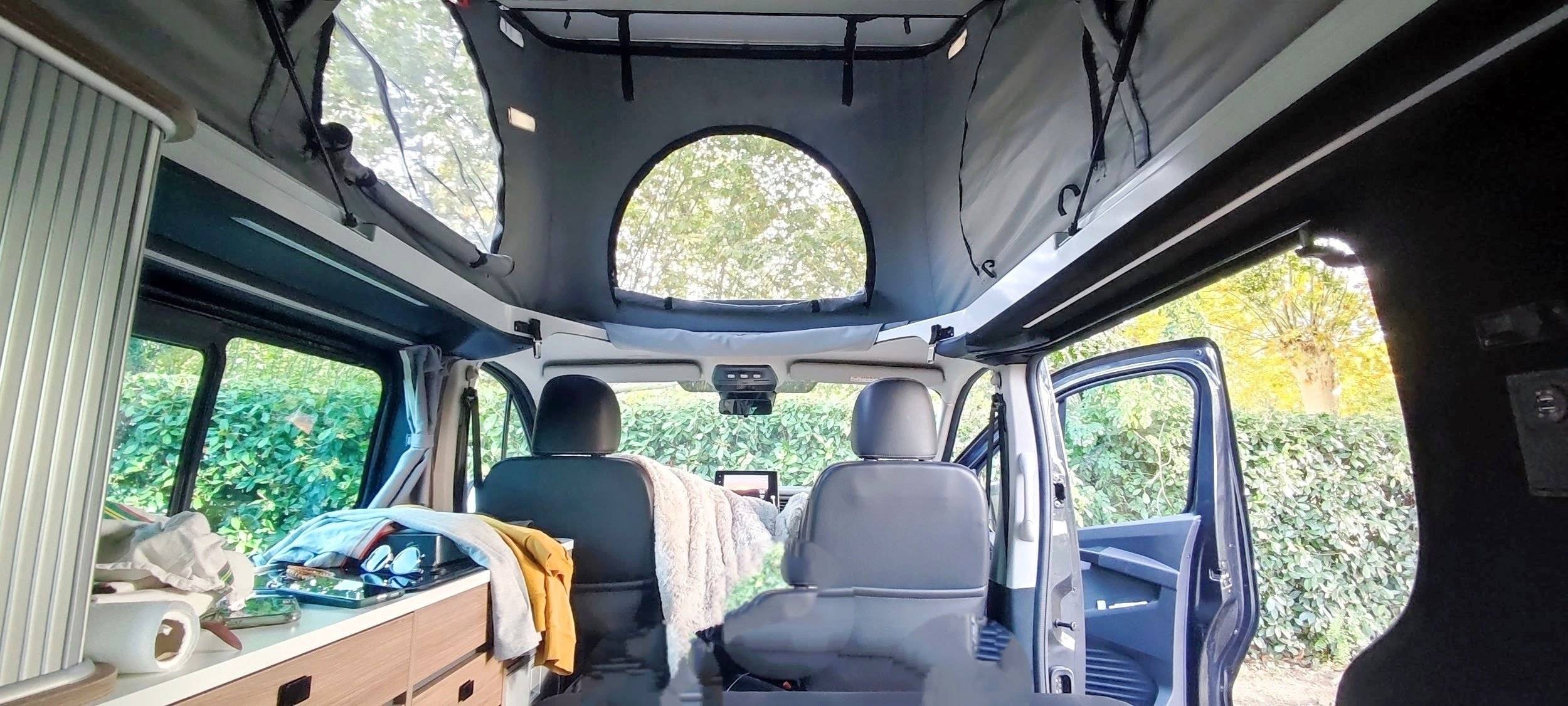 Área de jantar Renault Renault trafic cm font t vendome - Yescapa