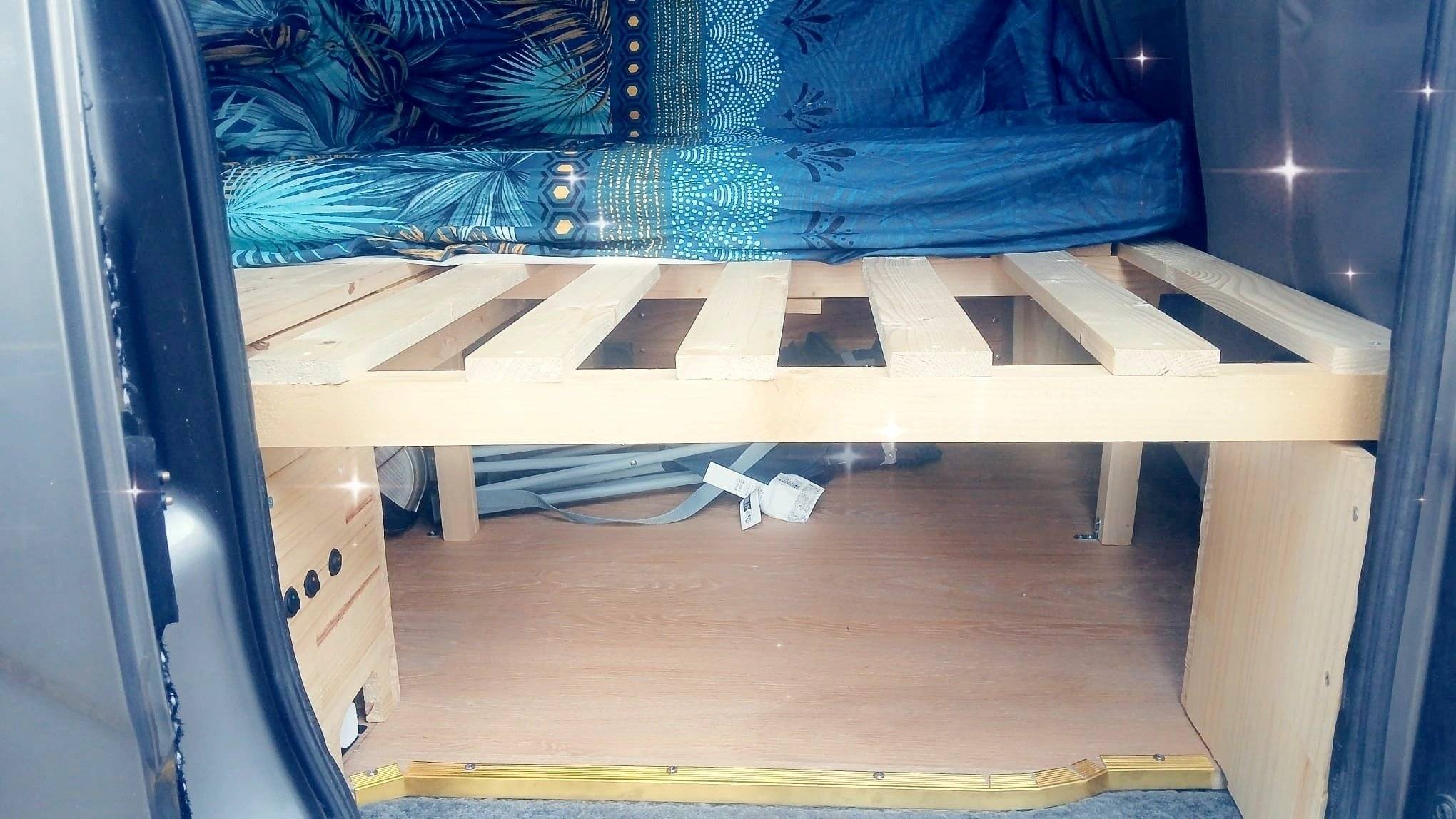 Alpes Camping-Car NV200