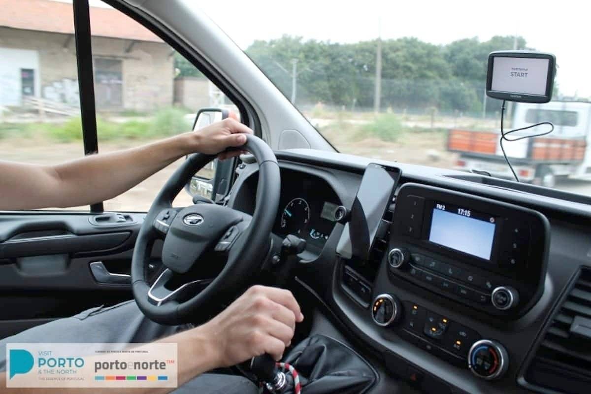 Driver's compartment Ford FORD TRANSIT CUSTOM - Yescapa