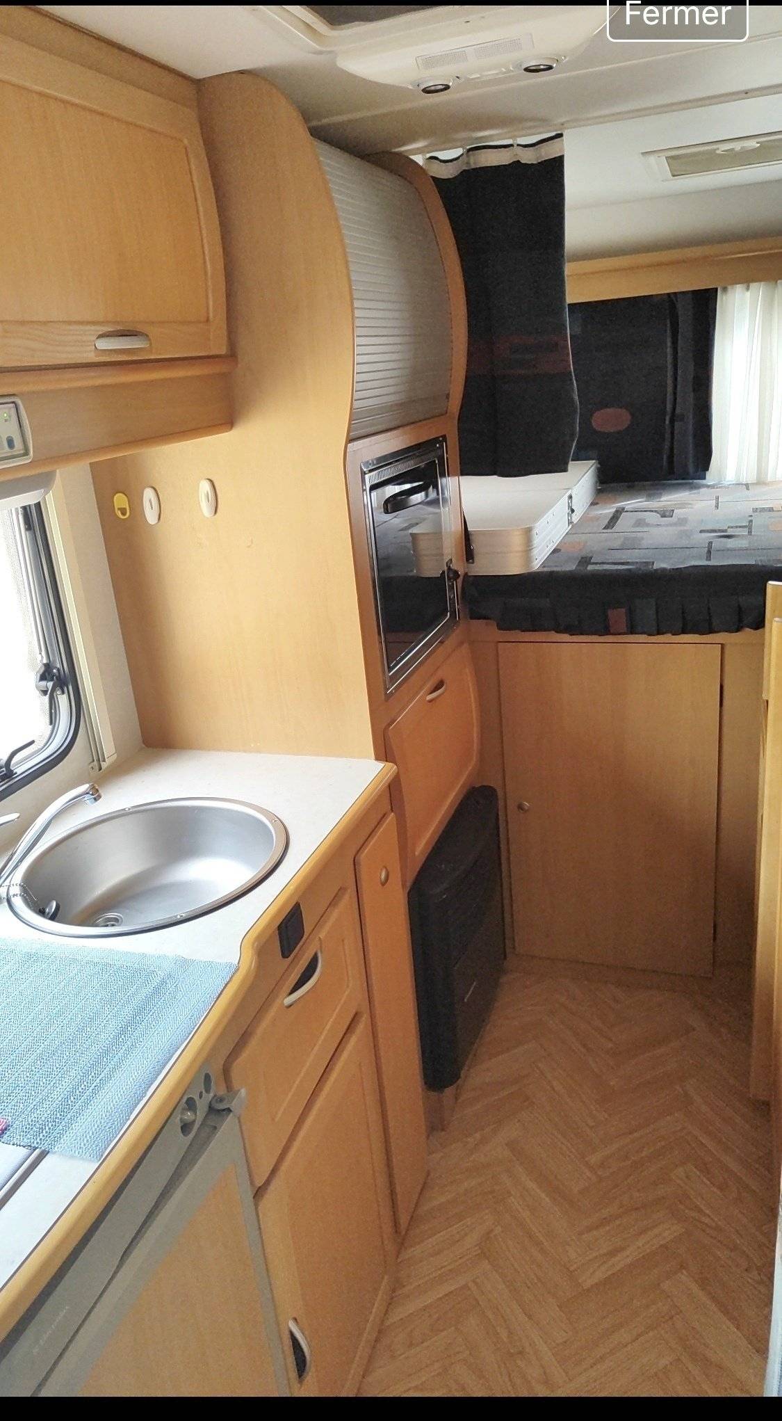 Angolo cucina Fiat Ducato 3,0 l 130 ch - Yescapa