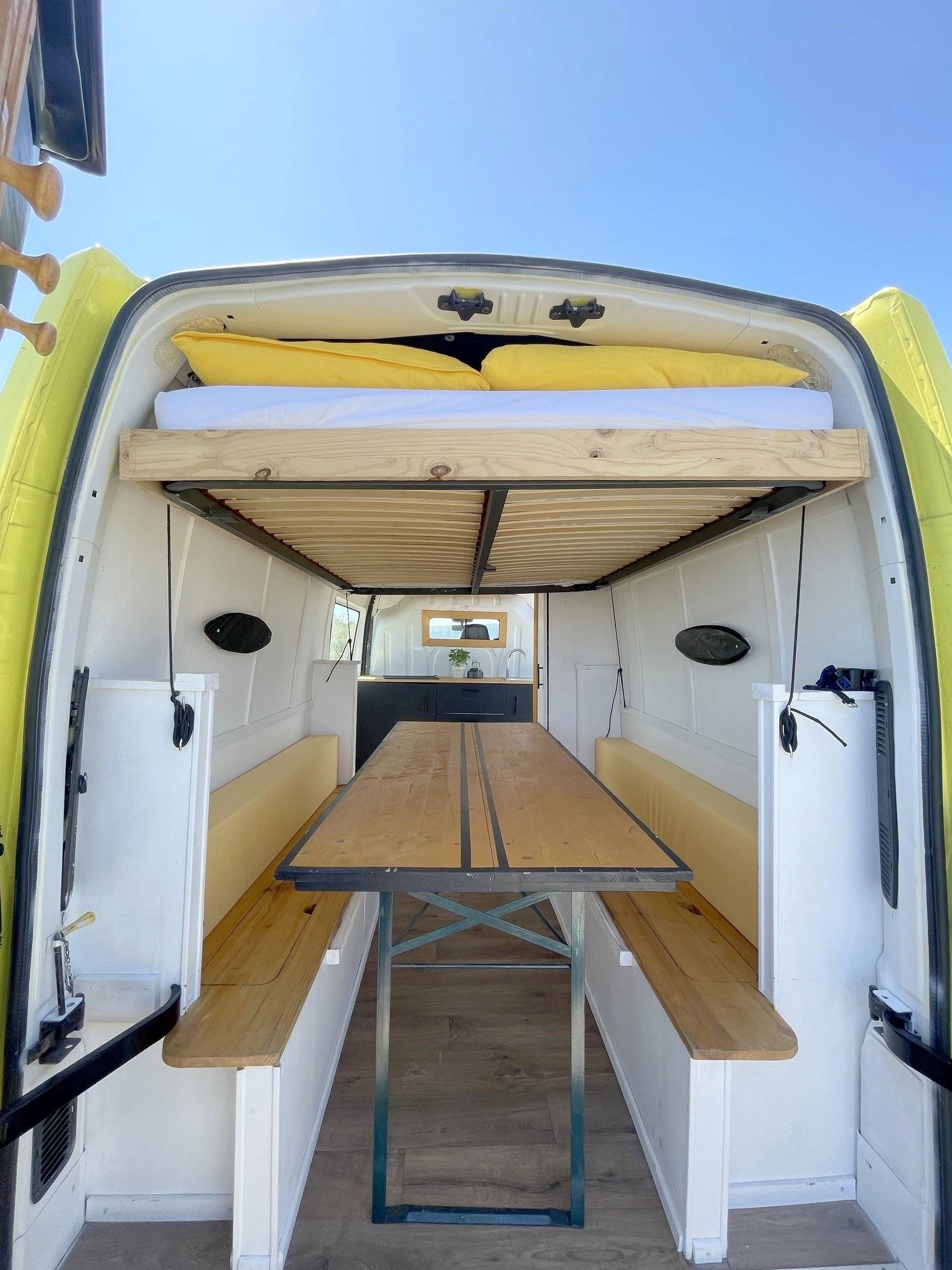 Giallo Renault Master III