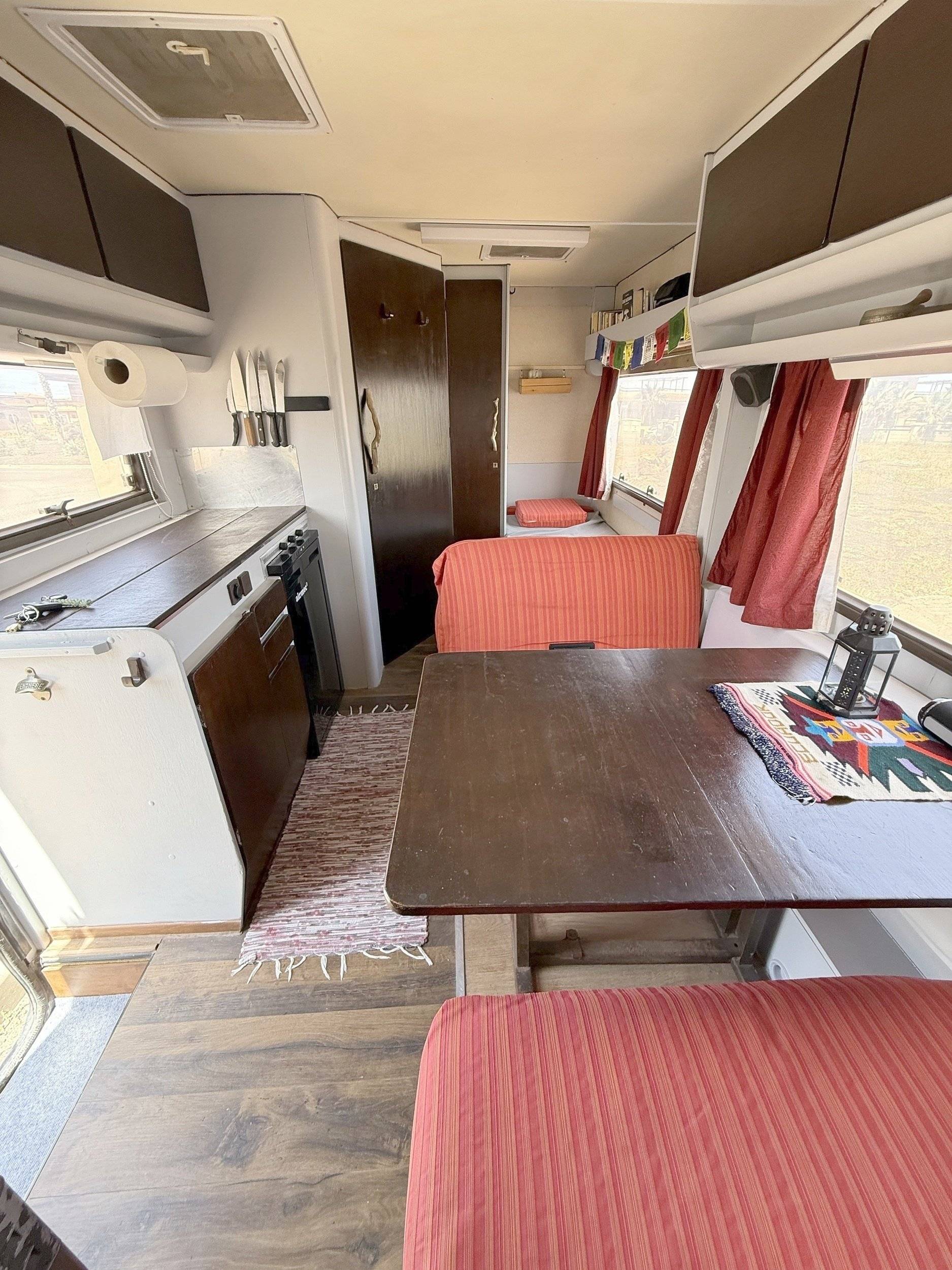 Área de jantar Fiat Ducato - Yescapa