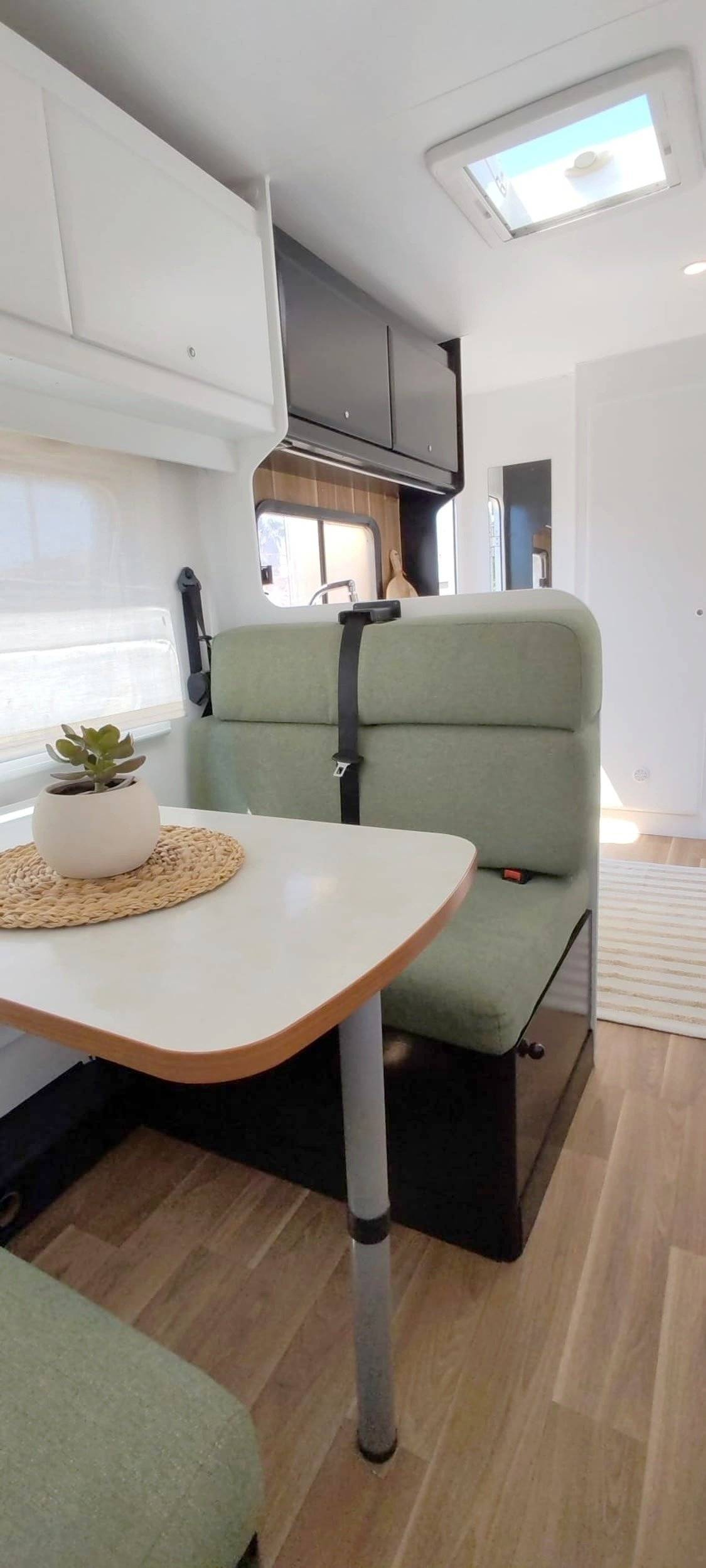 Sun Living Sun Roller