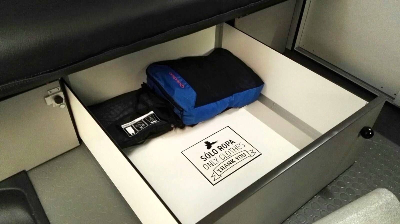 Volkswagen Transporter T6 - Mentawai