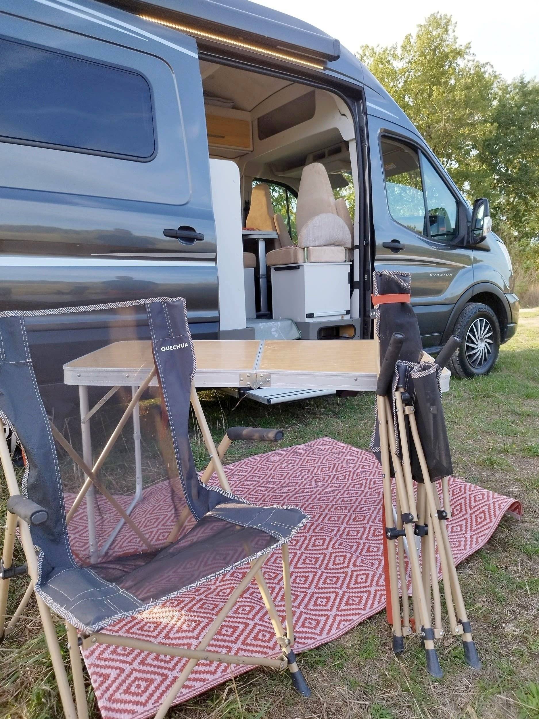 Font Vendôme FORD TRANSIT