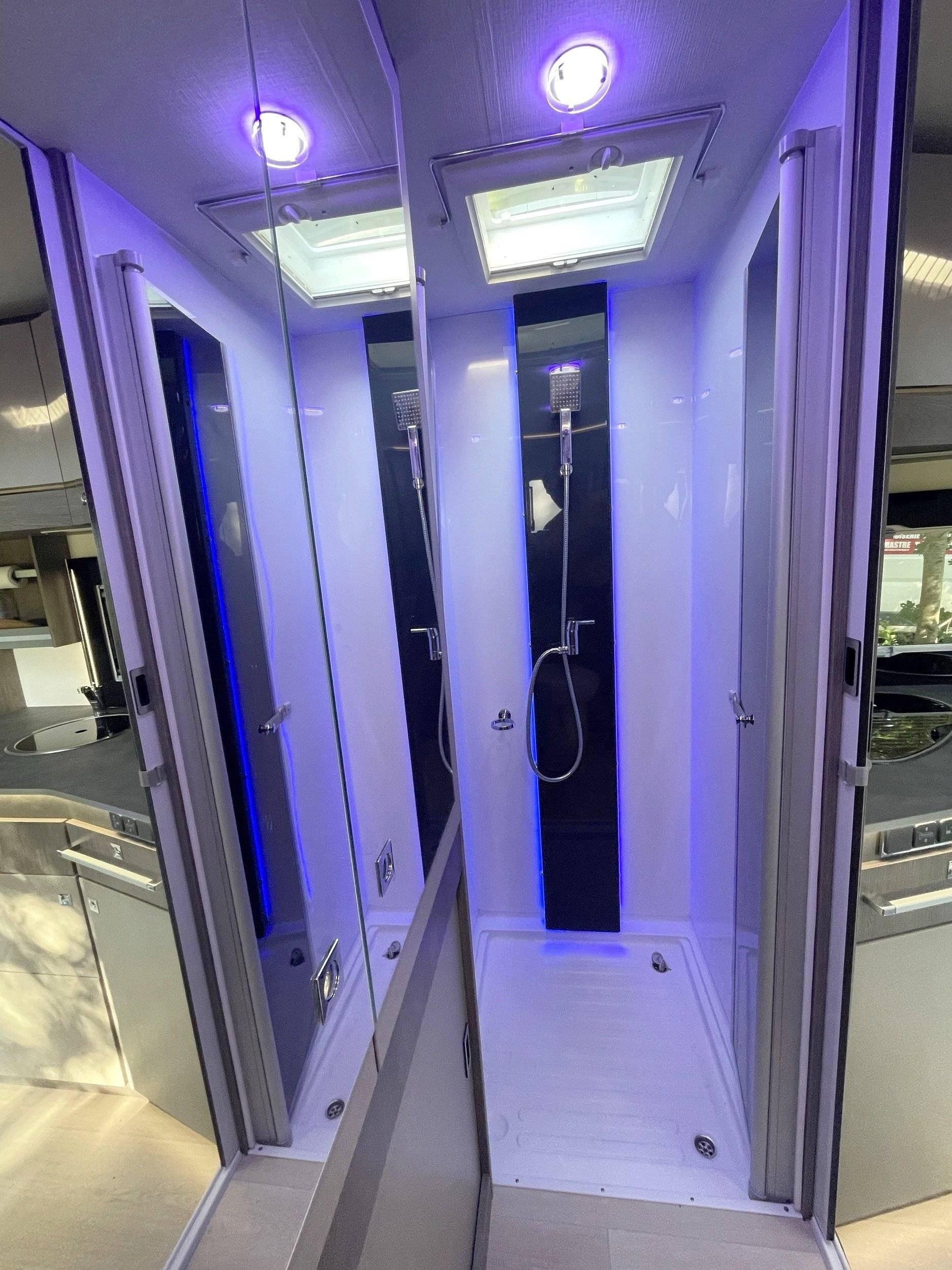 Ford Transit 2,0 l 170 ch