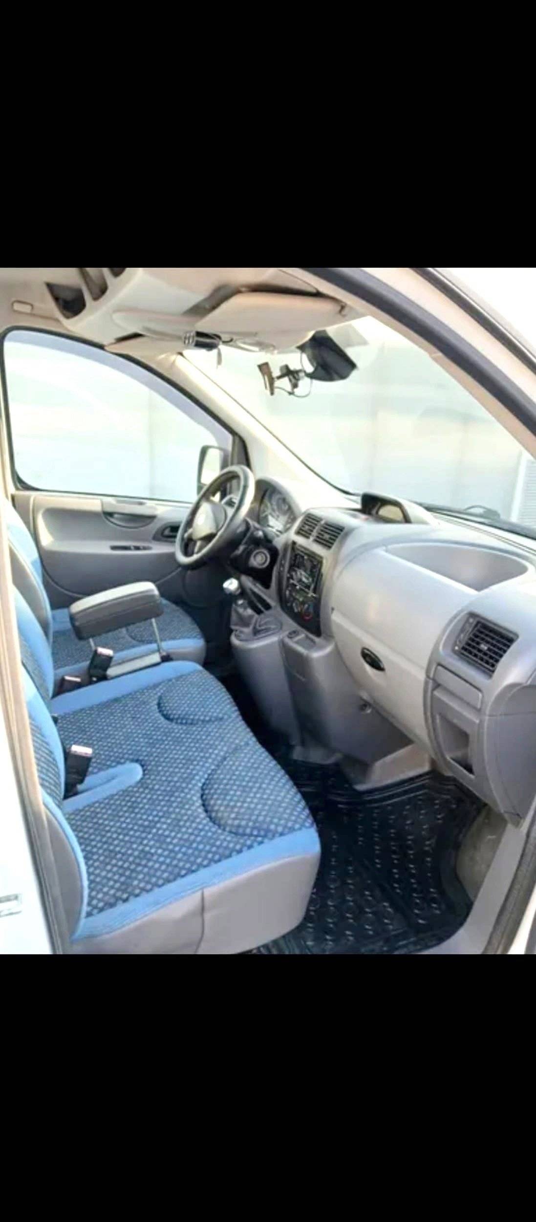 Driver's compartment Fiat - Yescapa
