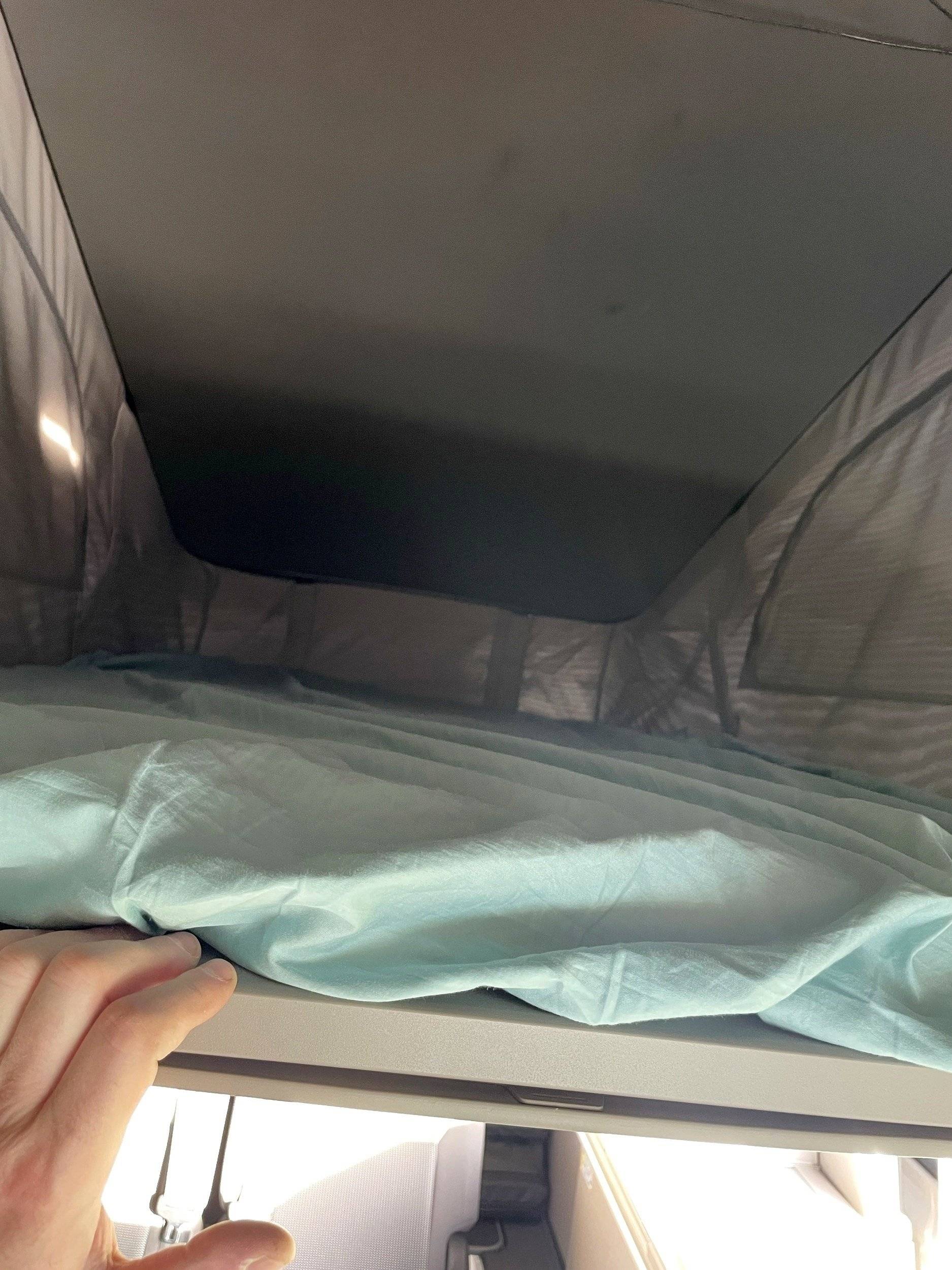 slaapplaatsen Volkswagen VOLKSWAGEN T7 CALIFORNIA COAST - Yescapa