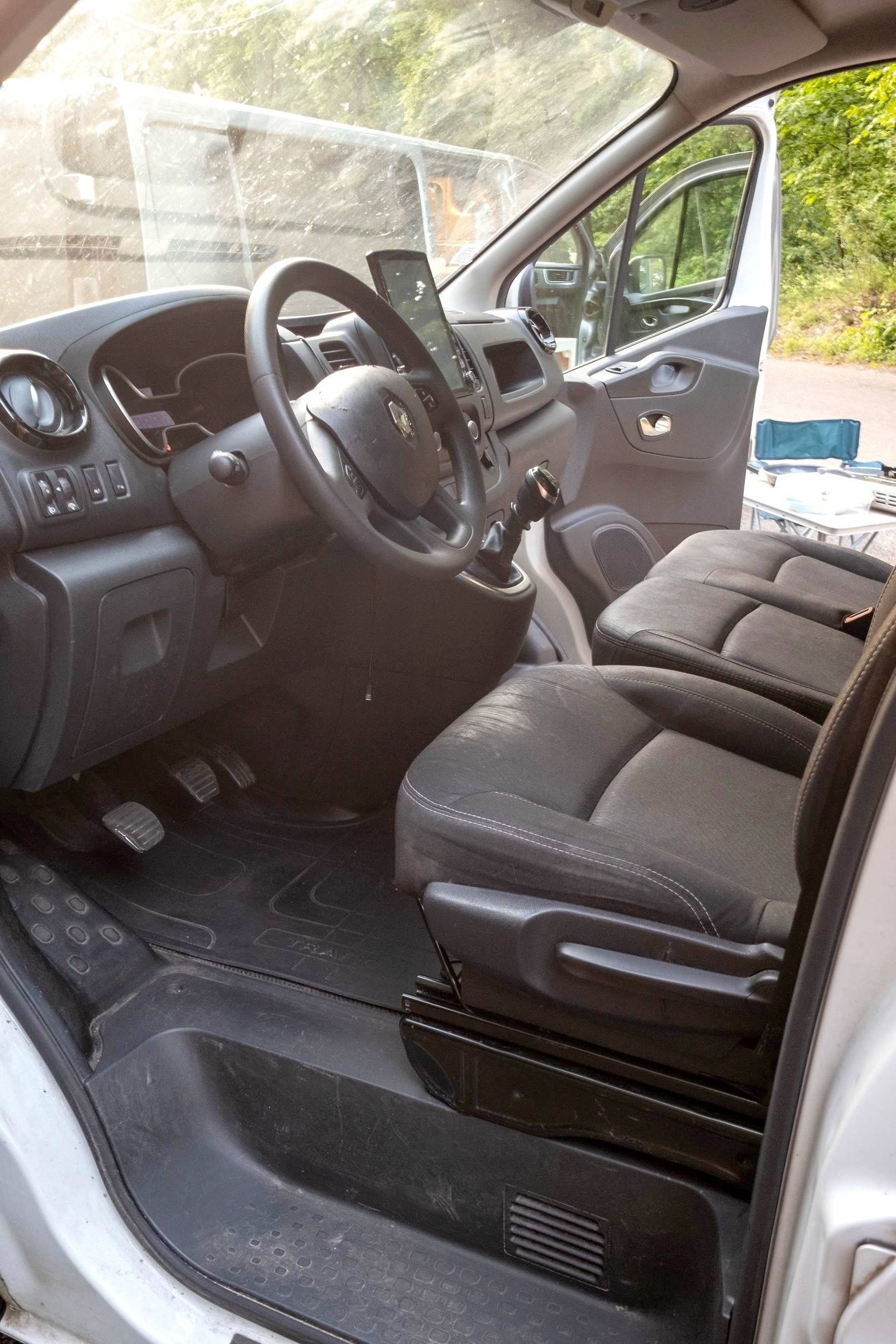 Renault RENAULT TRAFIC 3 2.0 DCI 120