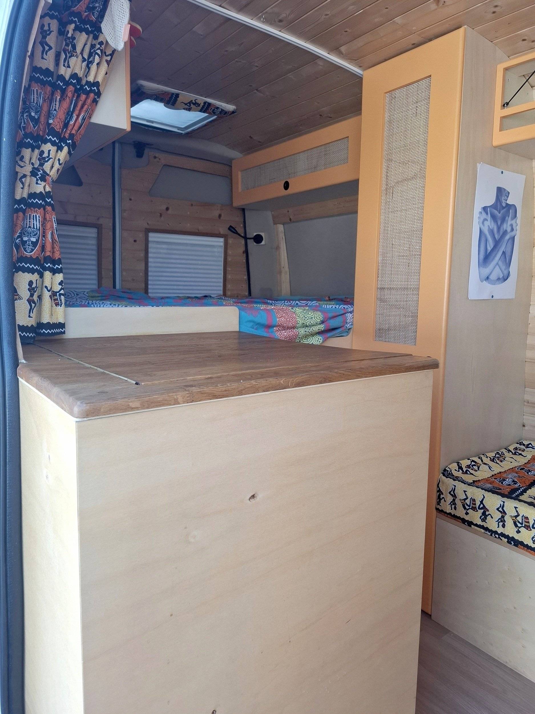 Berth Nissan NV 400 - Yescapa