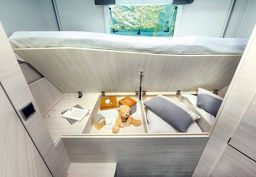 Challenger Quartz 380