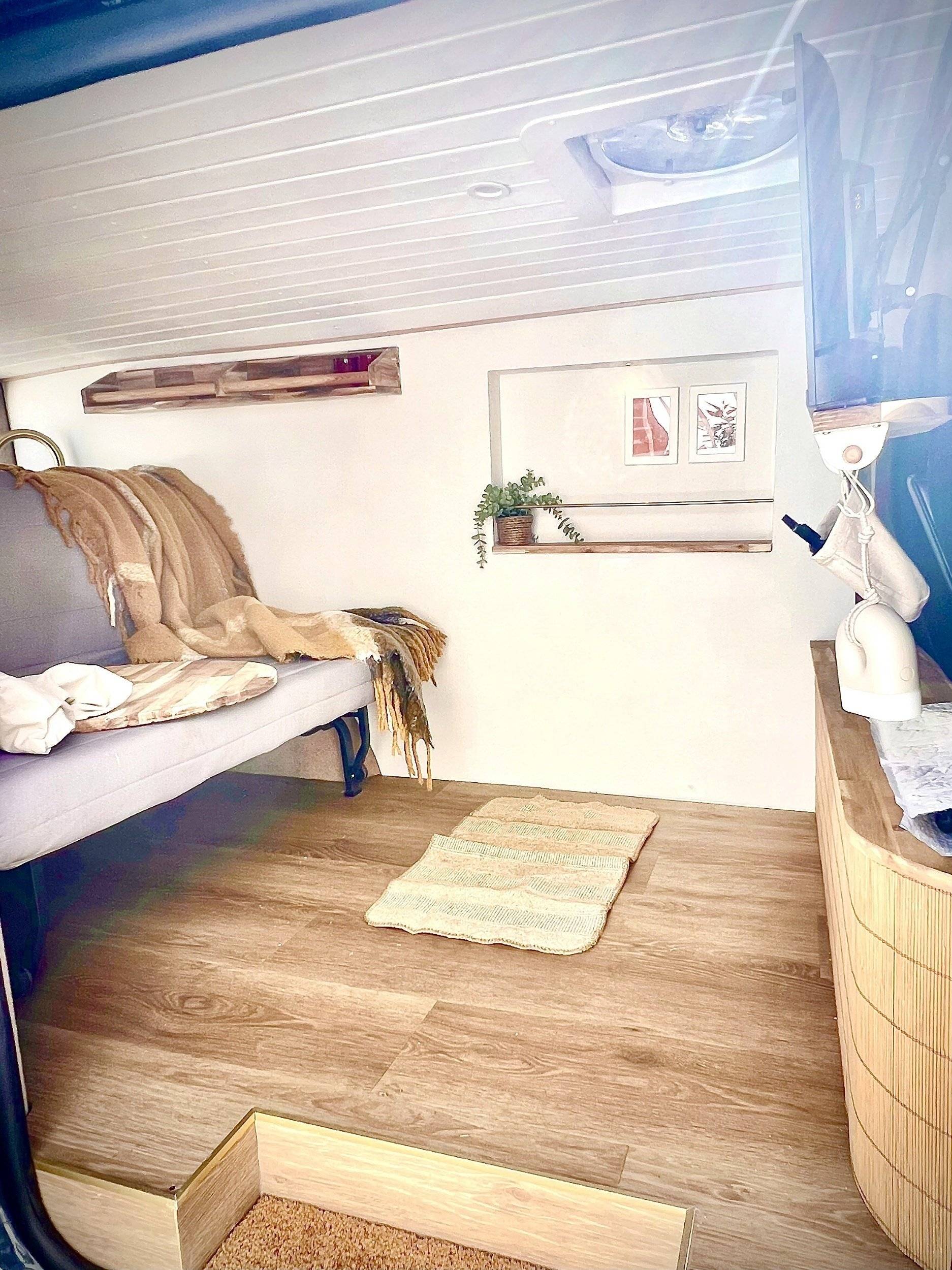 WOLUWE Vanseray campers