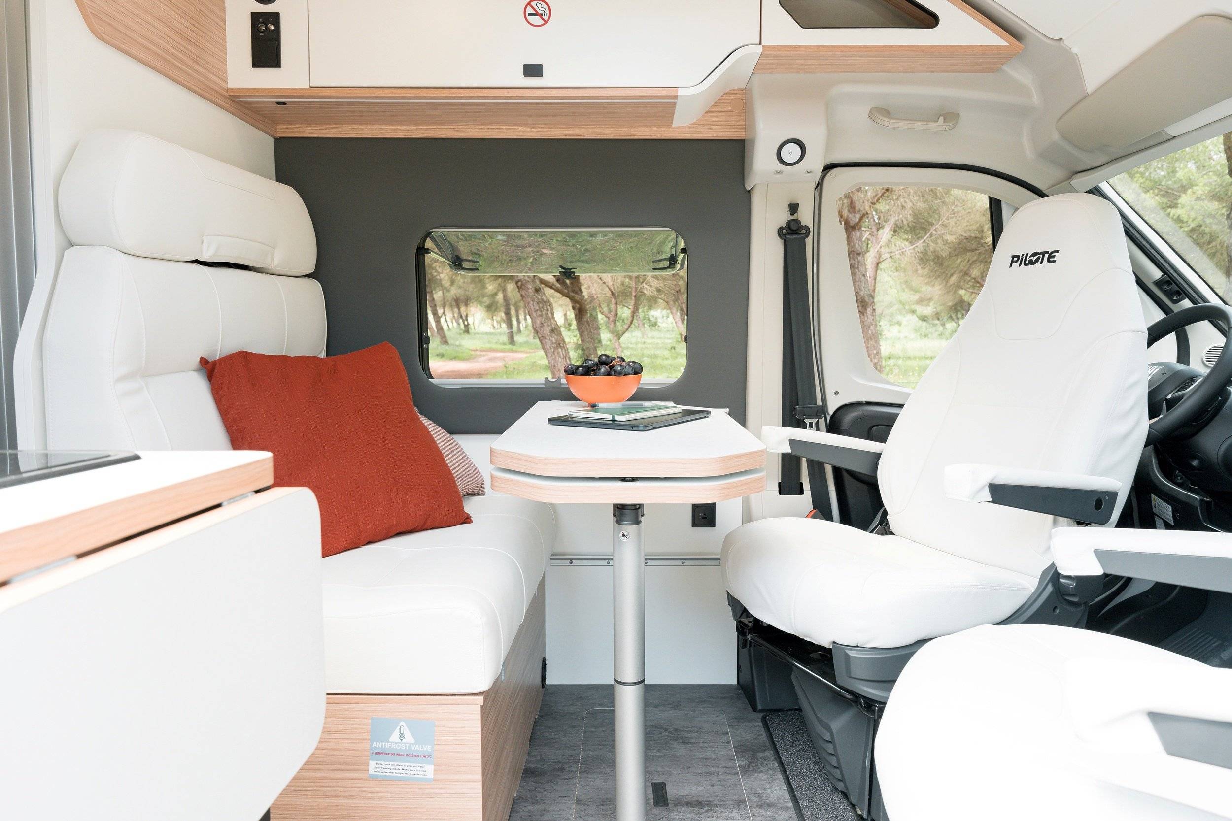 Otro Eu Active Long 2 Auto Select Eu Active Long 2 Auto Select - Yescapa