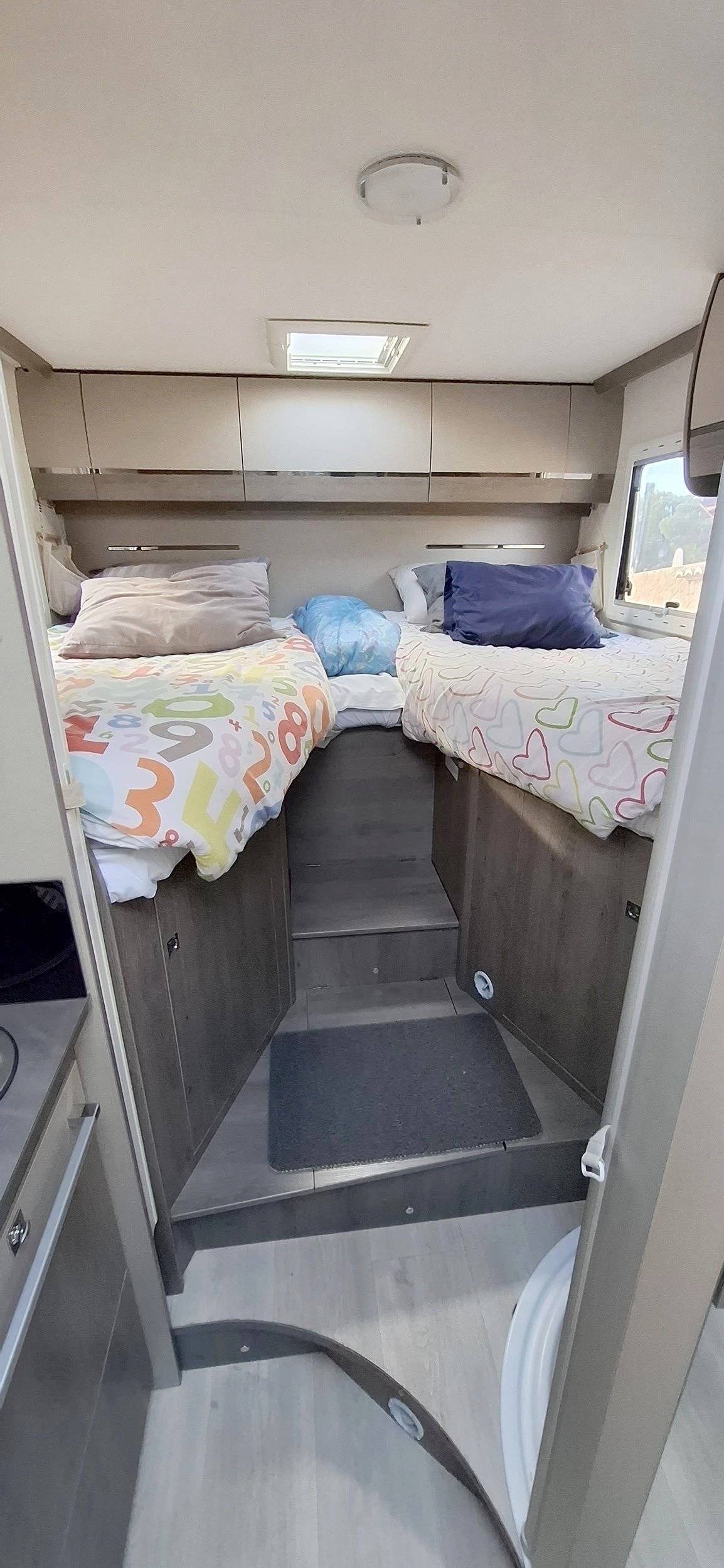 Challenger Graphite 347 GA