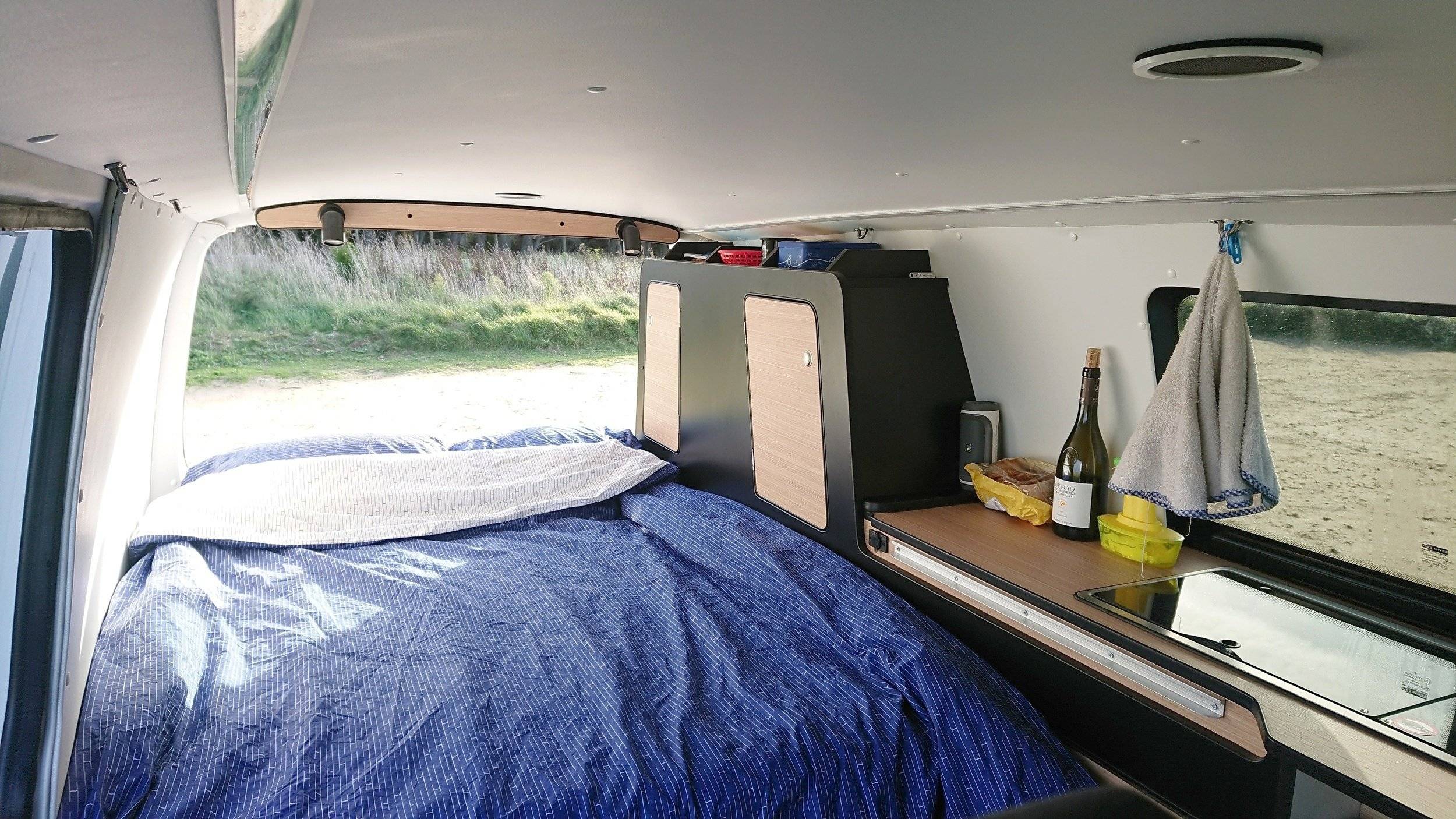 Kusthom Transporter T5 L2H1 2 l 102 ch