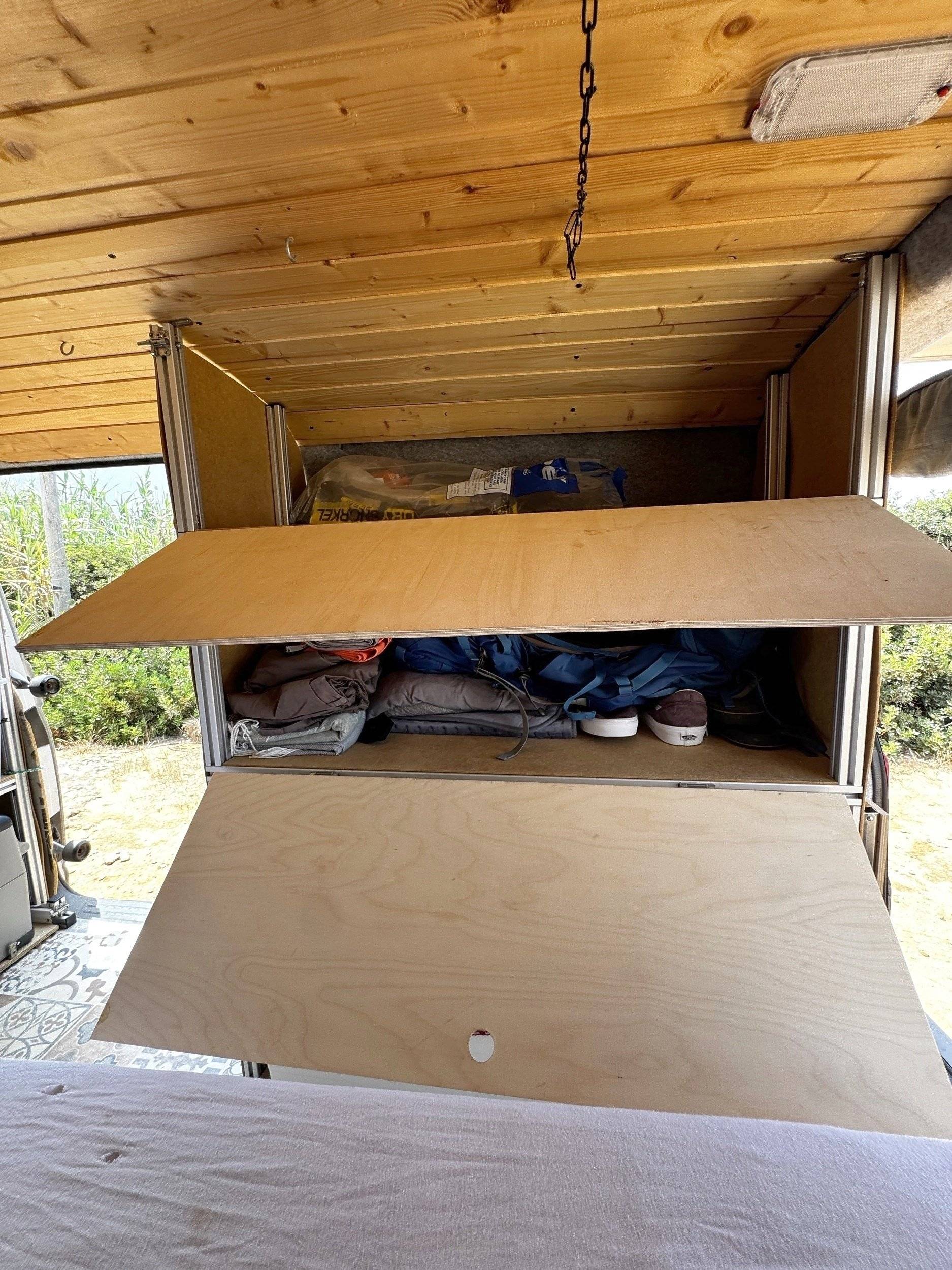 Volkswagen T5 2 l 84 ch