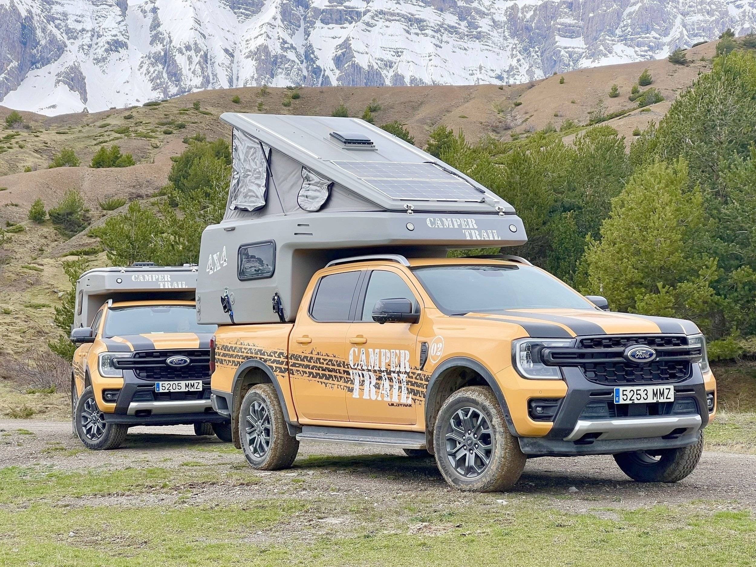 Vue avant de 3/4 Ford Ranger - Yescapa