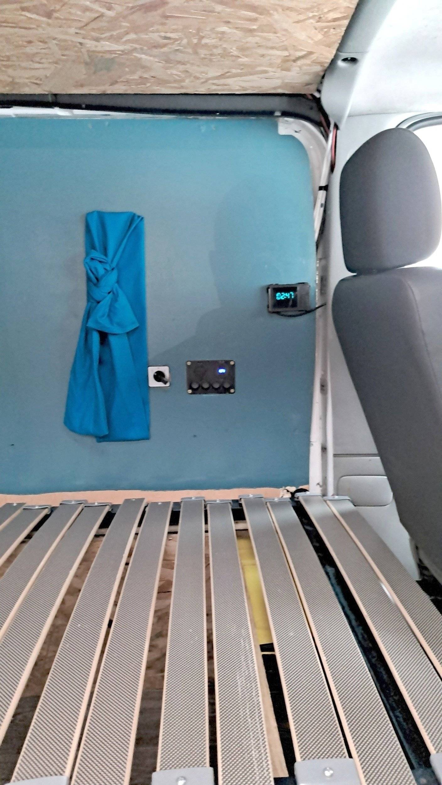 Comedor Renault 2,0 l 90 ch - Yescapa