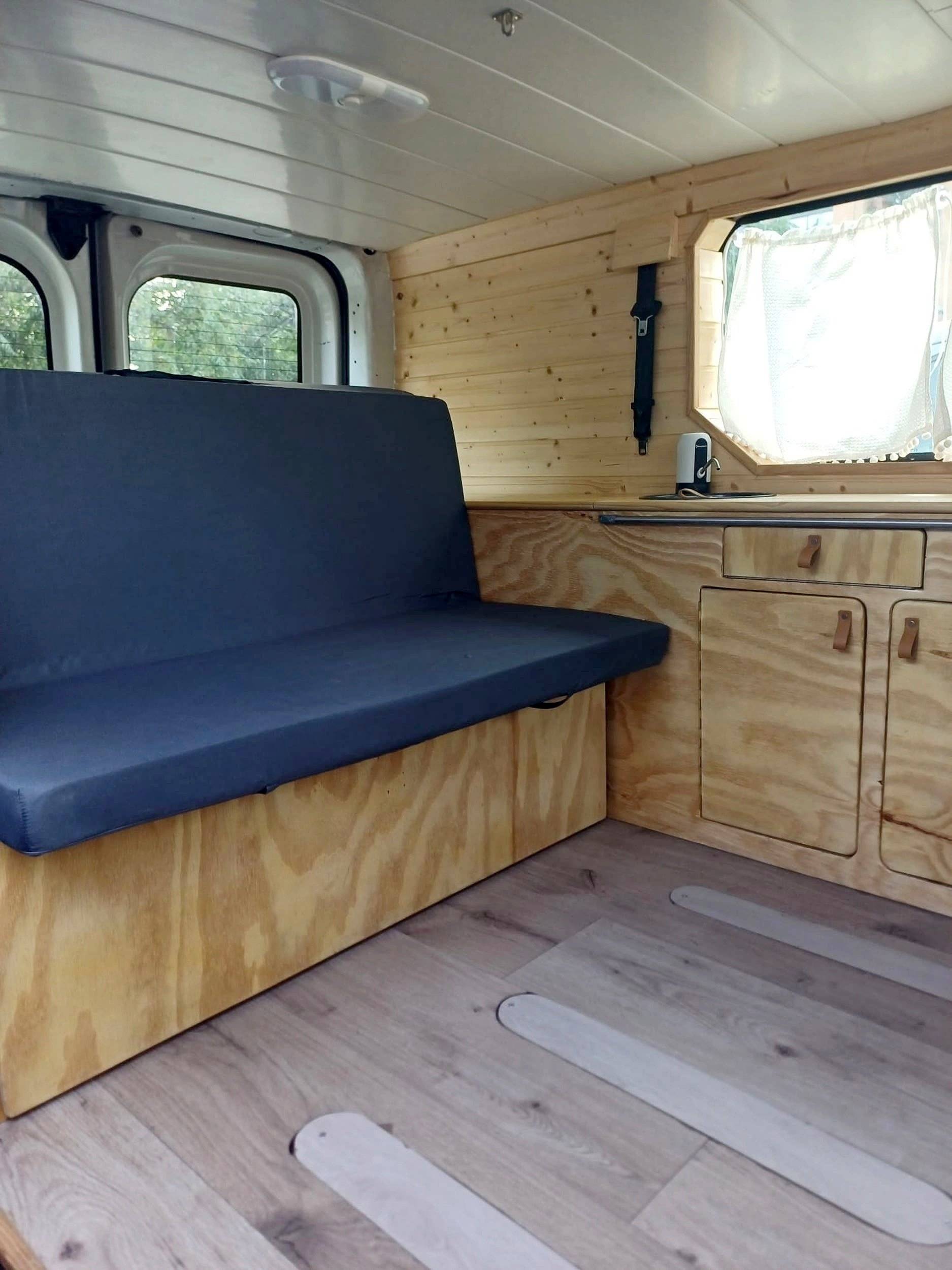 Campster Primastar L2H1 1,9 L 90 ch